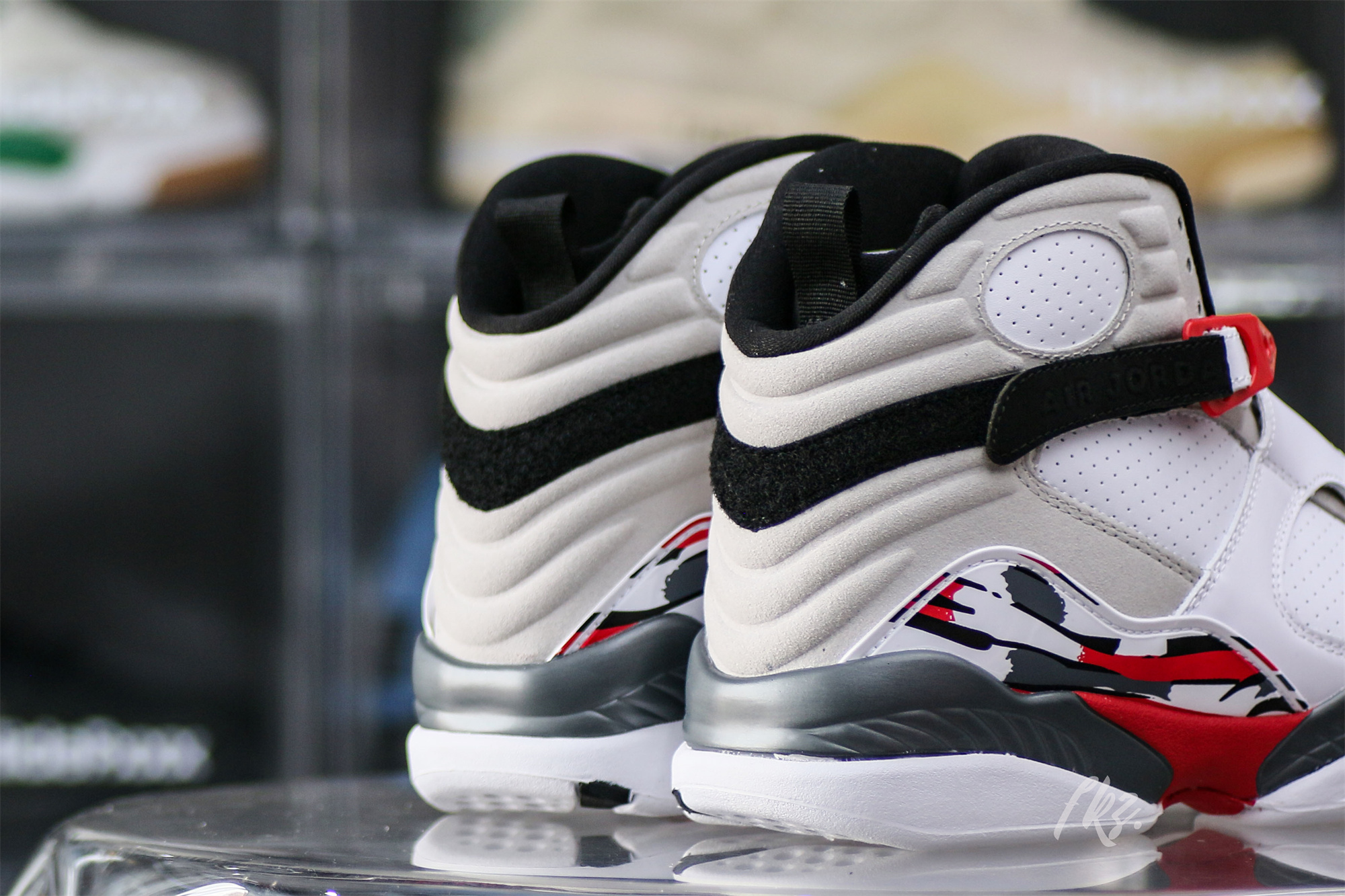 Air Jordan 8 Retro ‘Bugs Bunny’ 2013