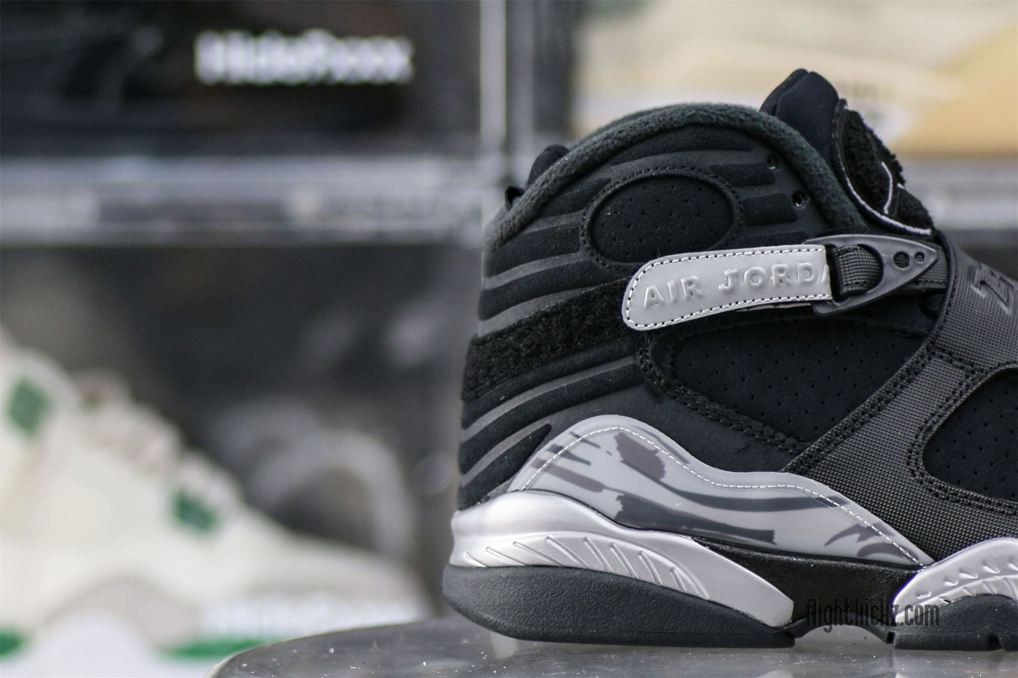 Air Jordan 8 Retro Winterized Gunsmoke