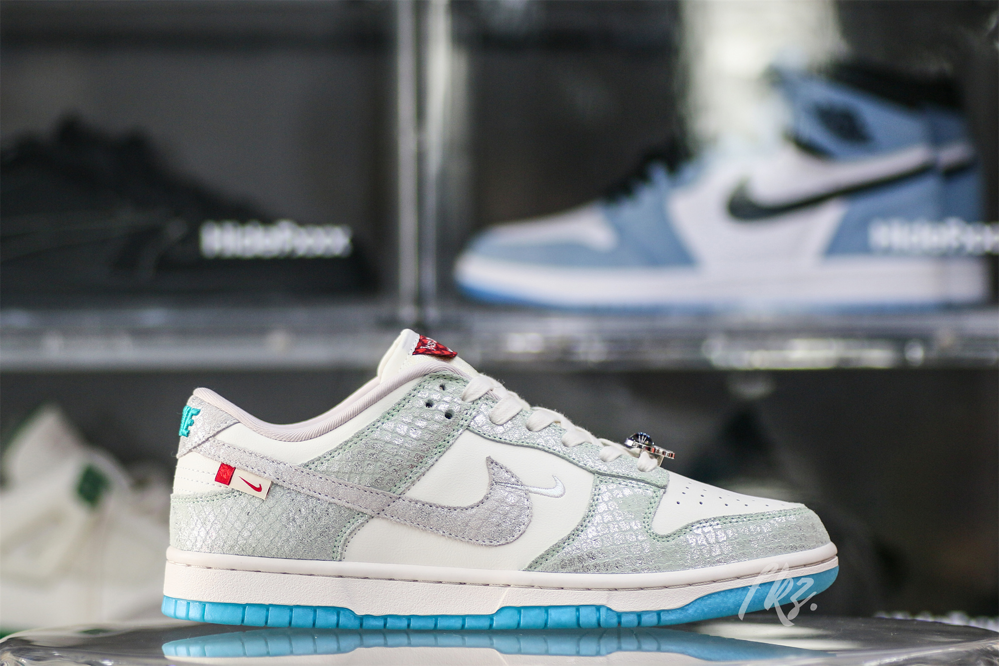 Nike Dunk Low LX Year Of The Dragon