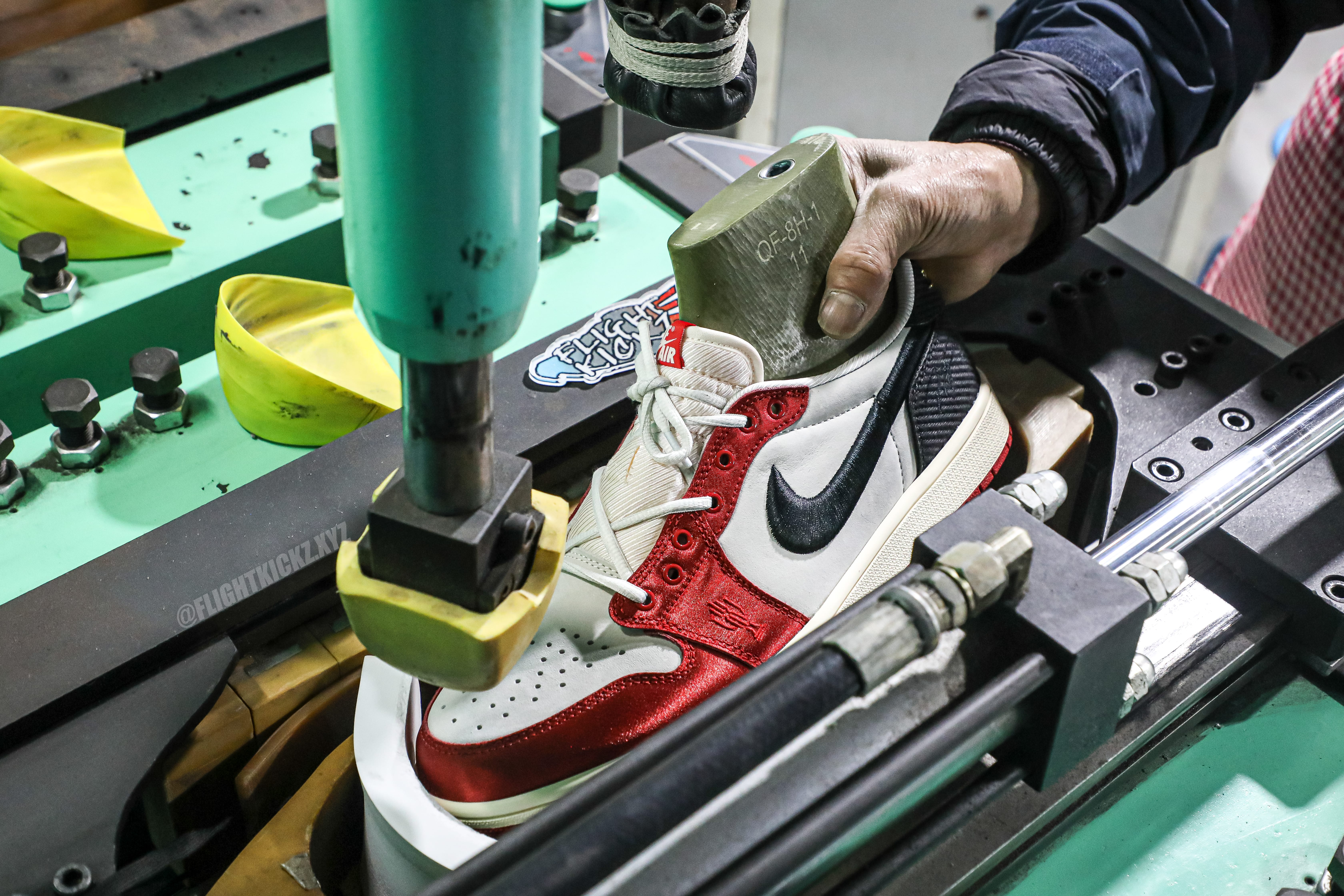 Trophy Room X Air Jordan 1 Retro Low OG SP Away 2024（LN5 A1 Batch）