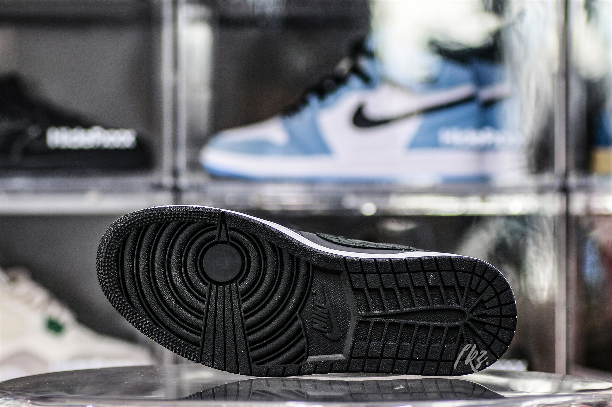 Air Jordan 1 Low SE Black Elephant