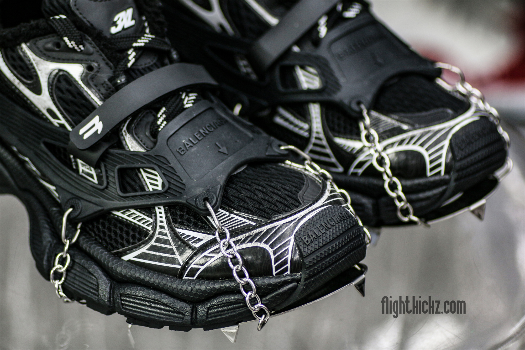 Balenciag* 3XL Ski Sneaker in Black ((Removable footwear chains) )