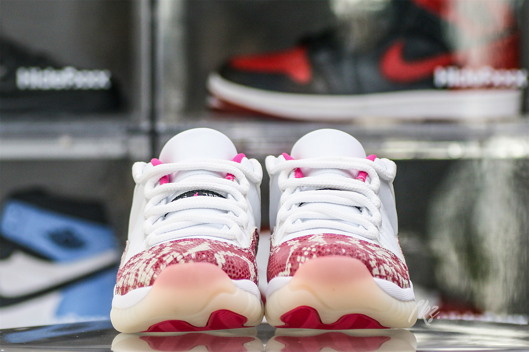 Air Jordan 11 Retro Low Pink Snakeskin (2019) (Women’s)