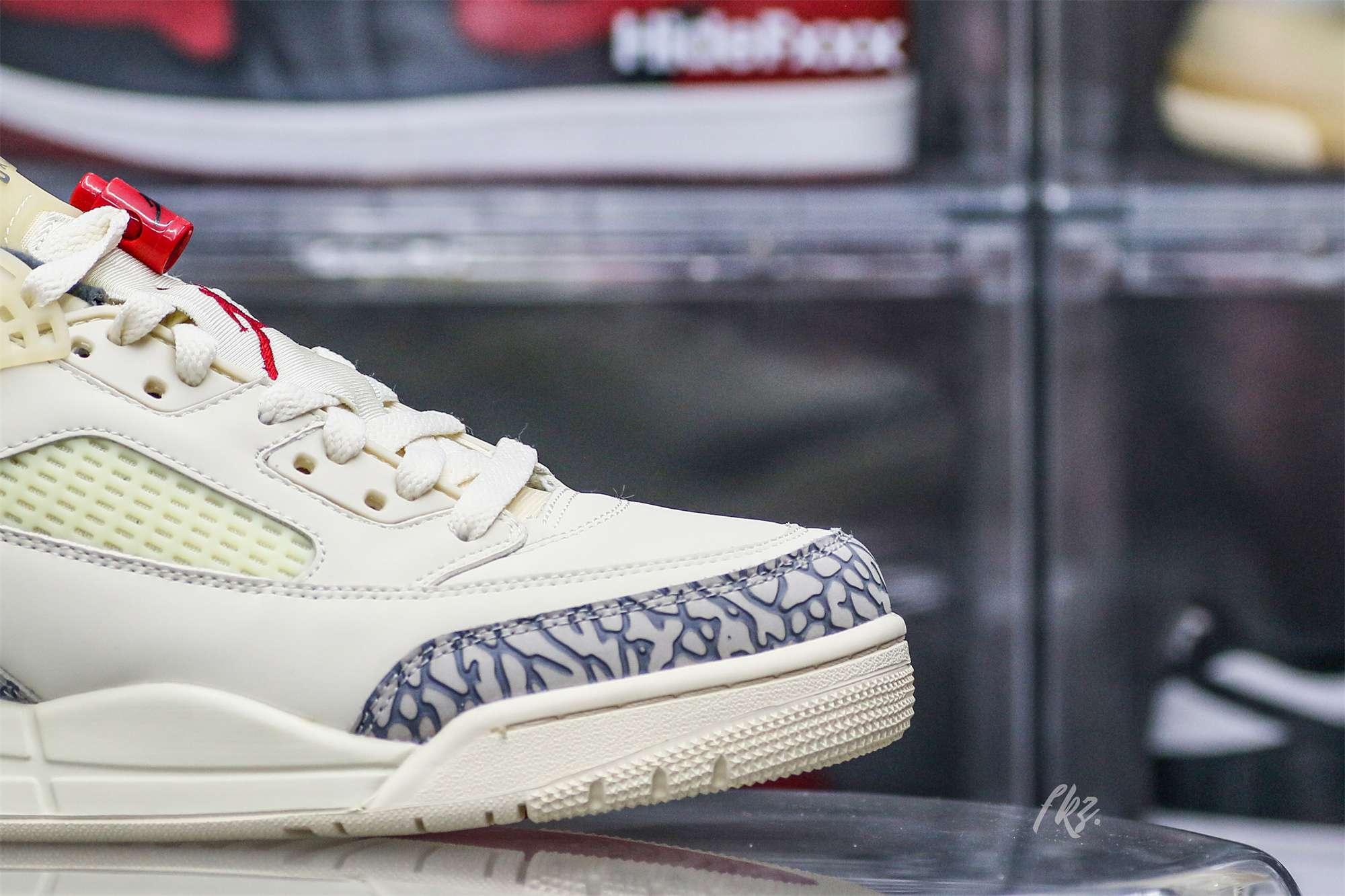 Air Jordan Spizike Low Coconut Milk