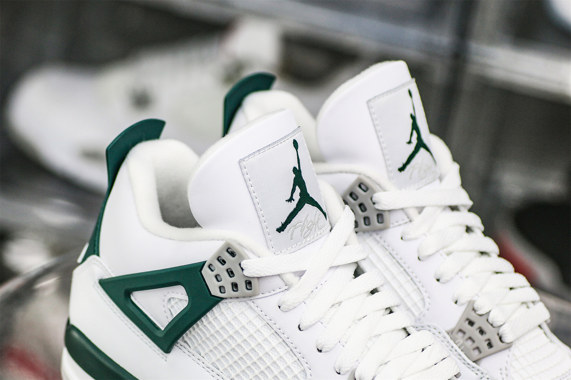 Air Jordan 4 White Oxidized Green Neutral Grey 2024
