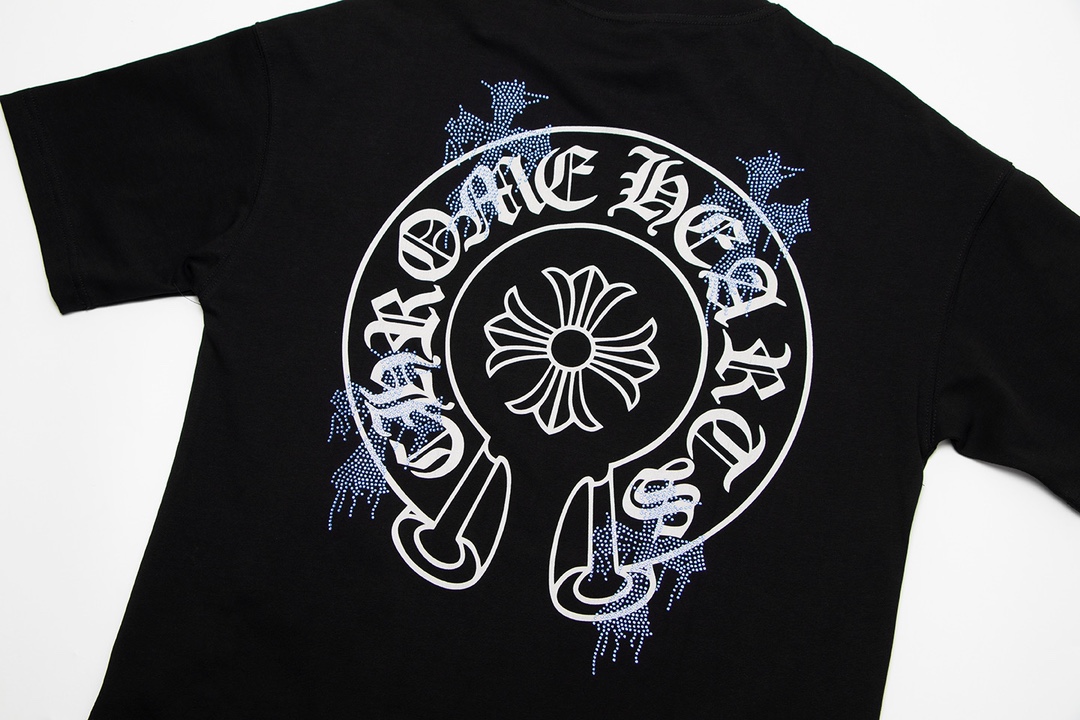 Ch*0me He**ts horse shoe logo pocket t-shirt 2024