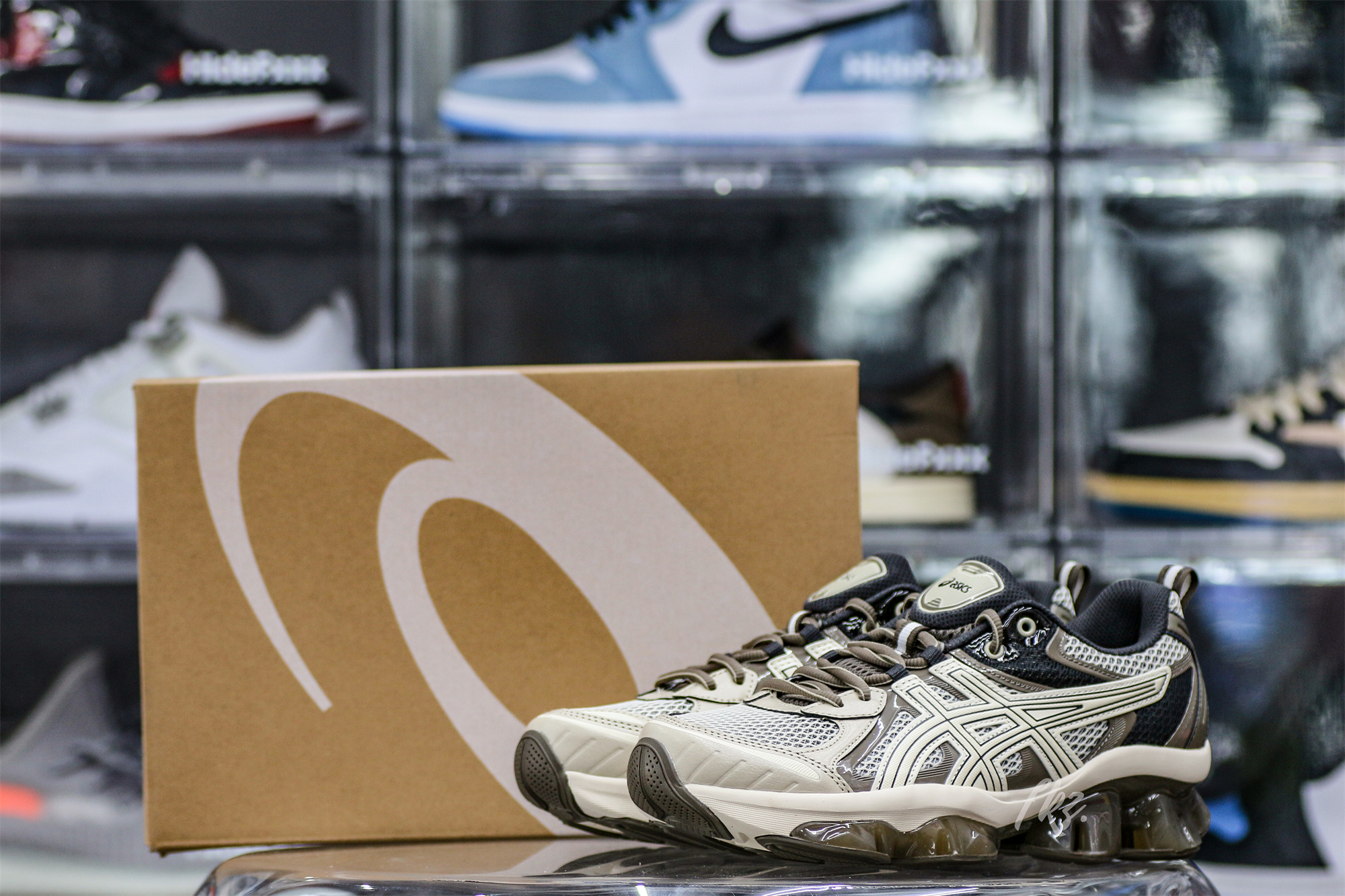 Gel Quantum Kinetic Birch Dark Taupe