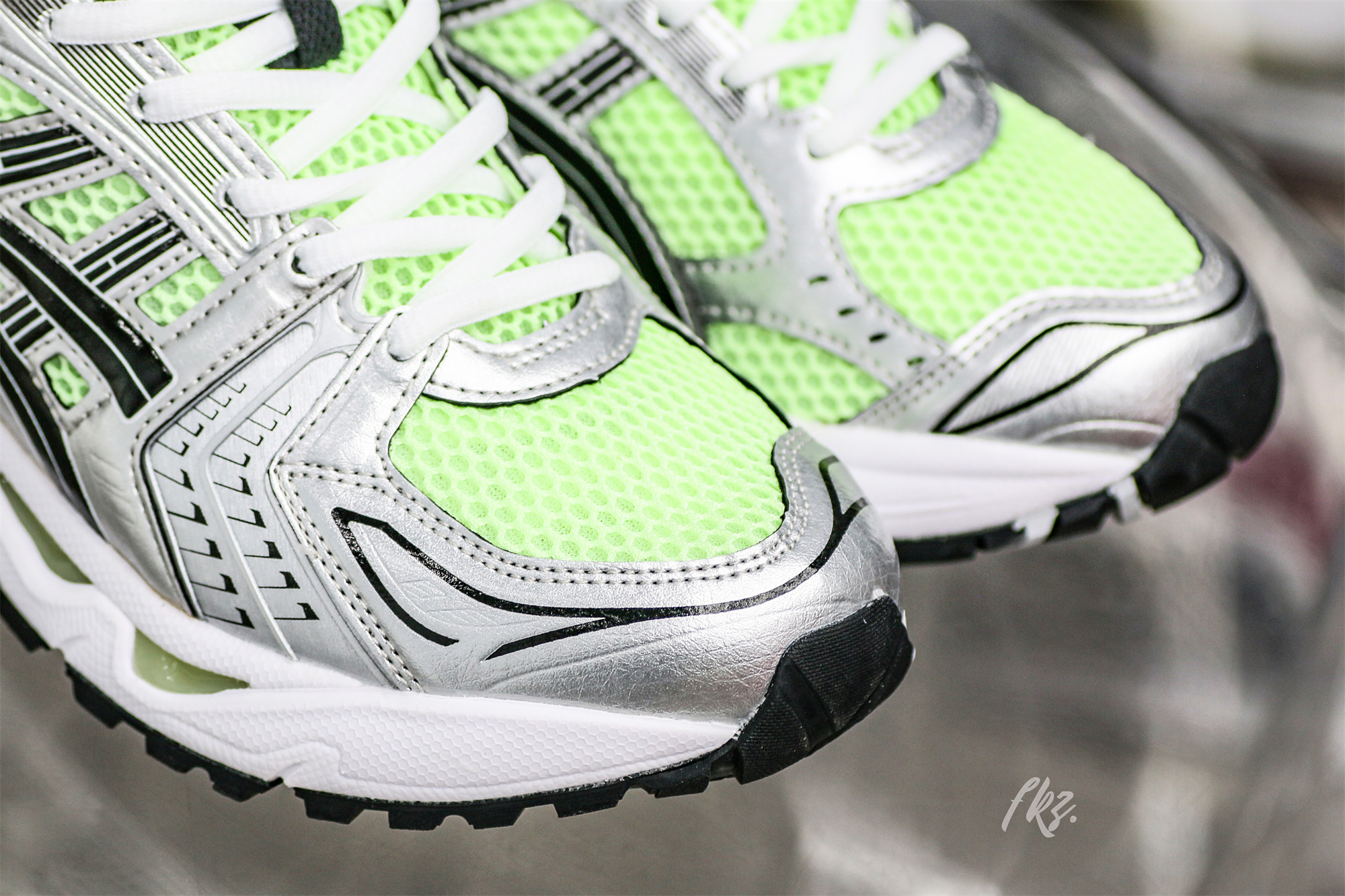 Gel Kayano 14 Illuminate Yellow 2021