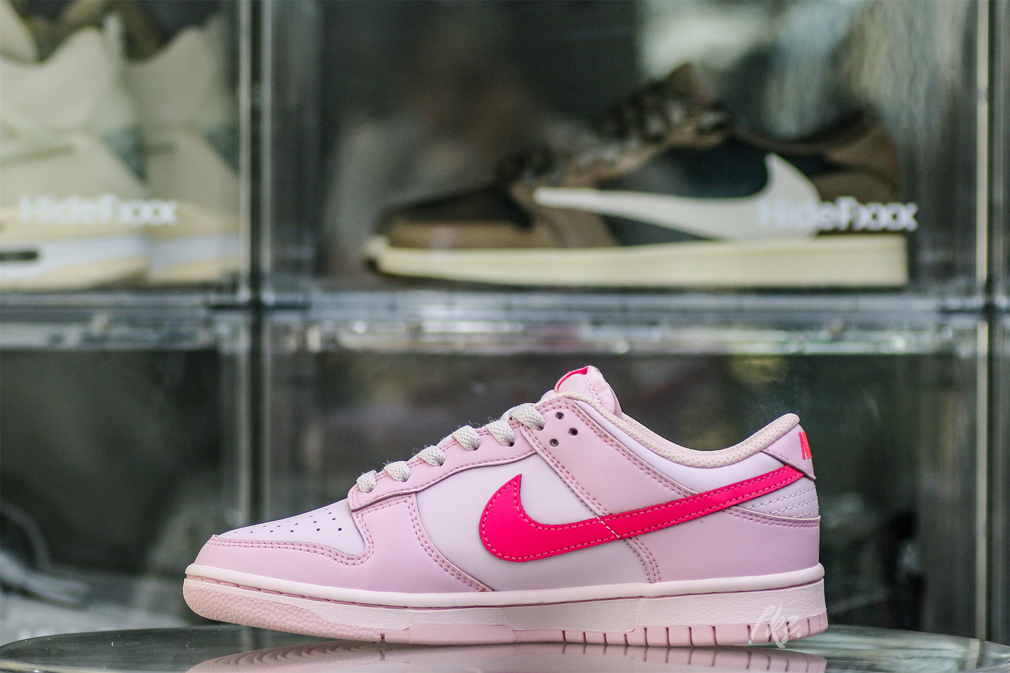Nike Dunk Low ‘Triple Pink’ Women’s