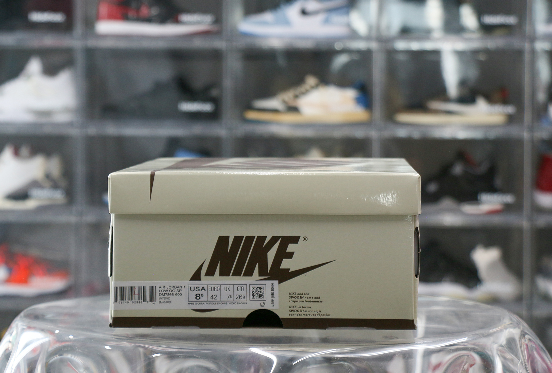 Travis Scott x Air Jordan 1 Low OG Shy Pink 2025