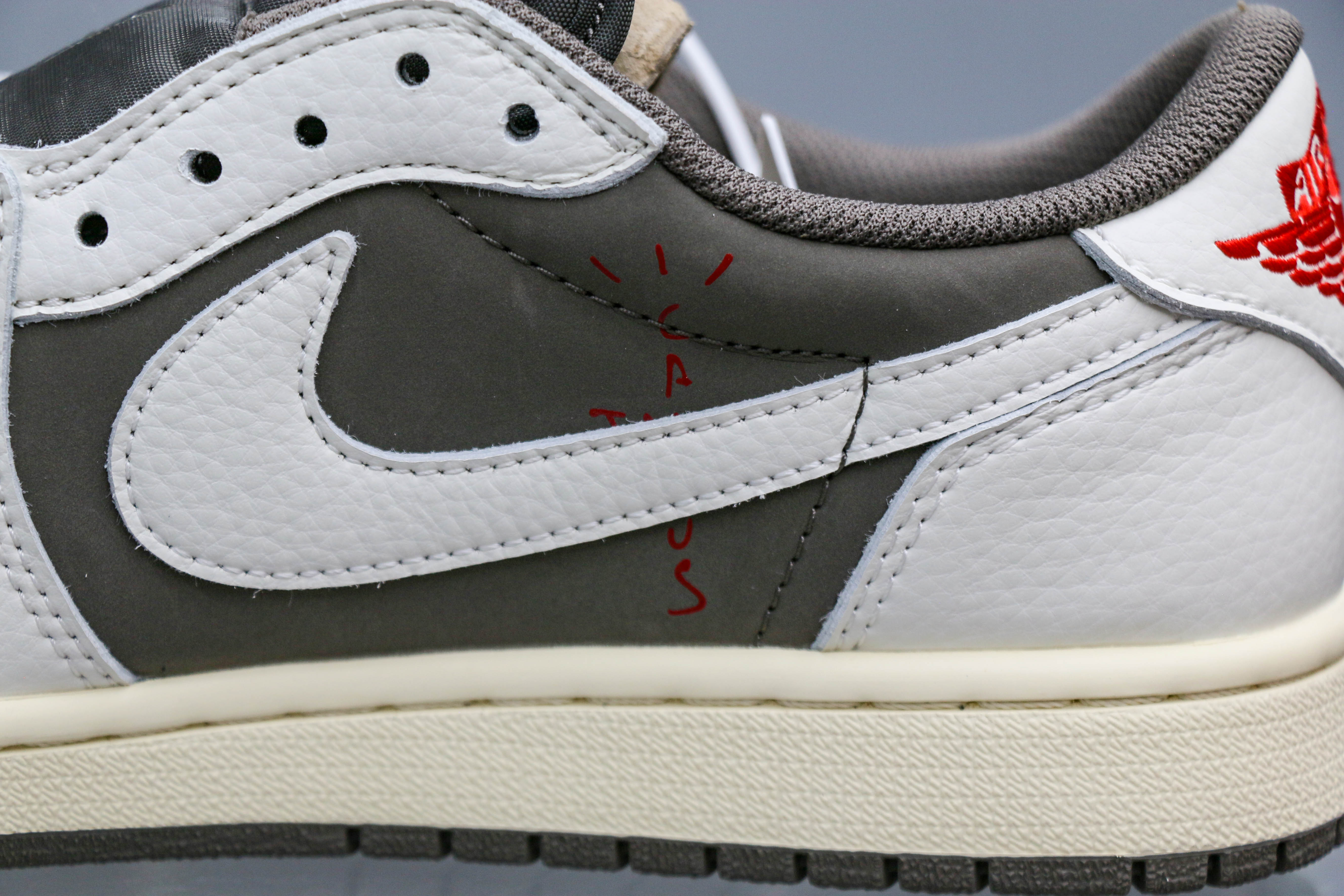 Travis Scott x Air Jordan 1 Low OG Reverse Mocha(A2 Batch)