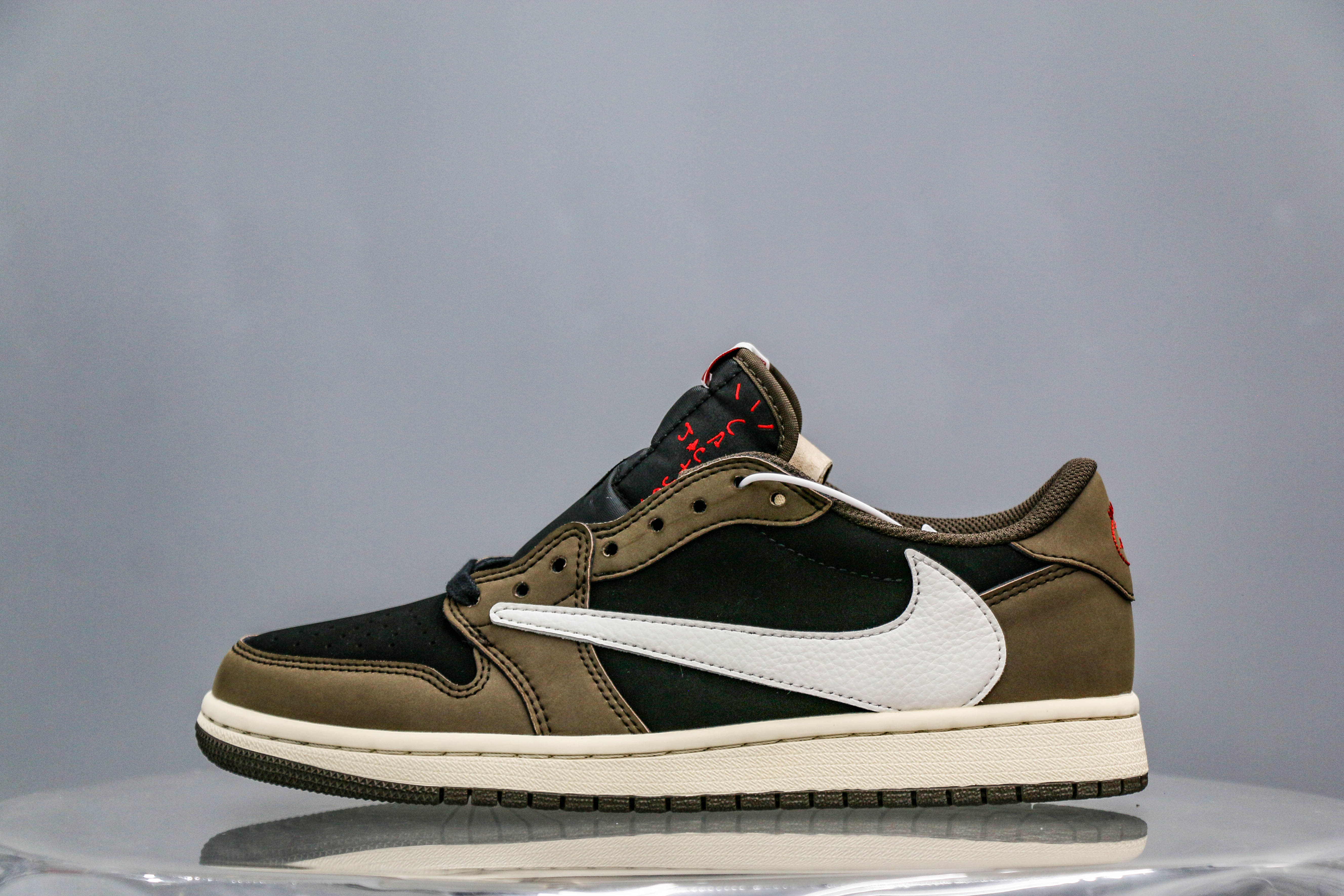 Travis Scott X Air Jordan 1 Low ‘Cactus Jack’（A2 Batch)