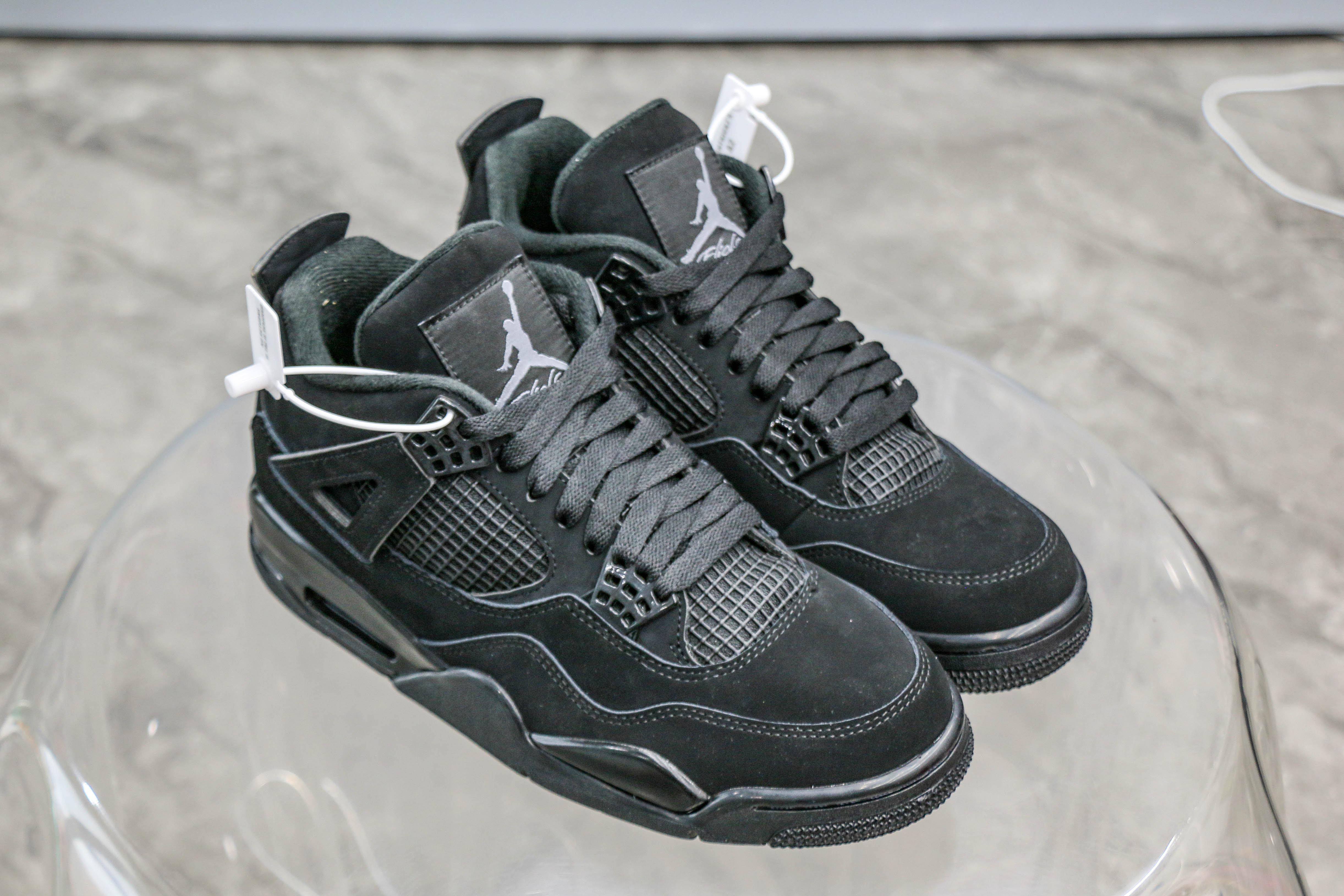 Air Jordan 4 Retro ‘Black Cat’ 2020 (A2 Batch)