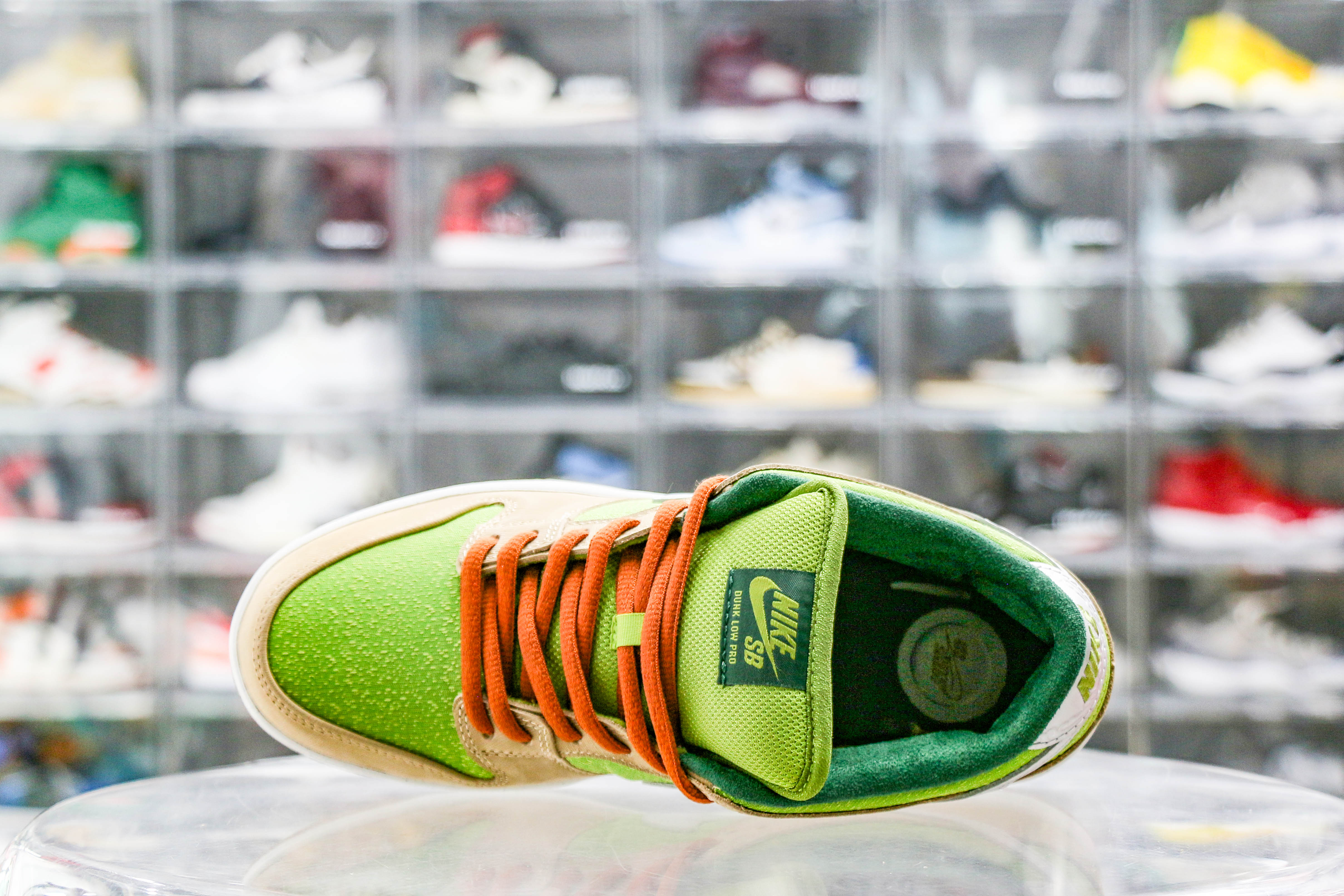 Nike SB Dunk Low Escargot