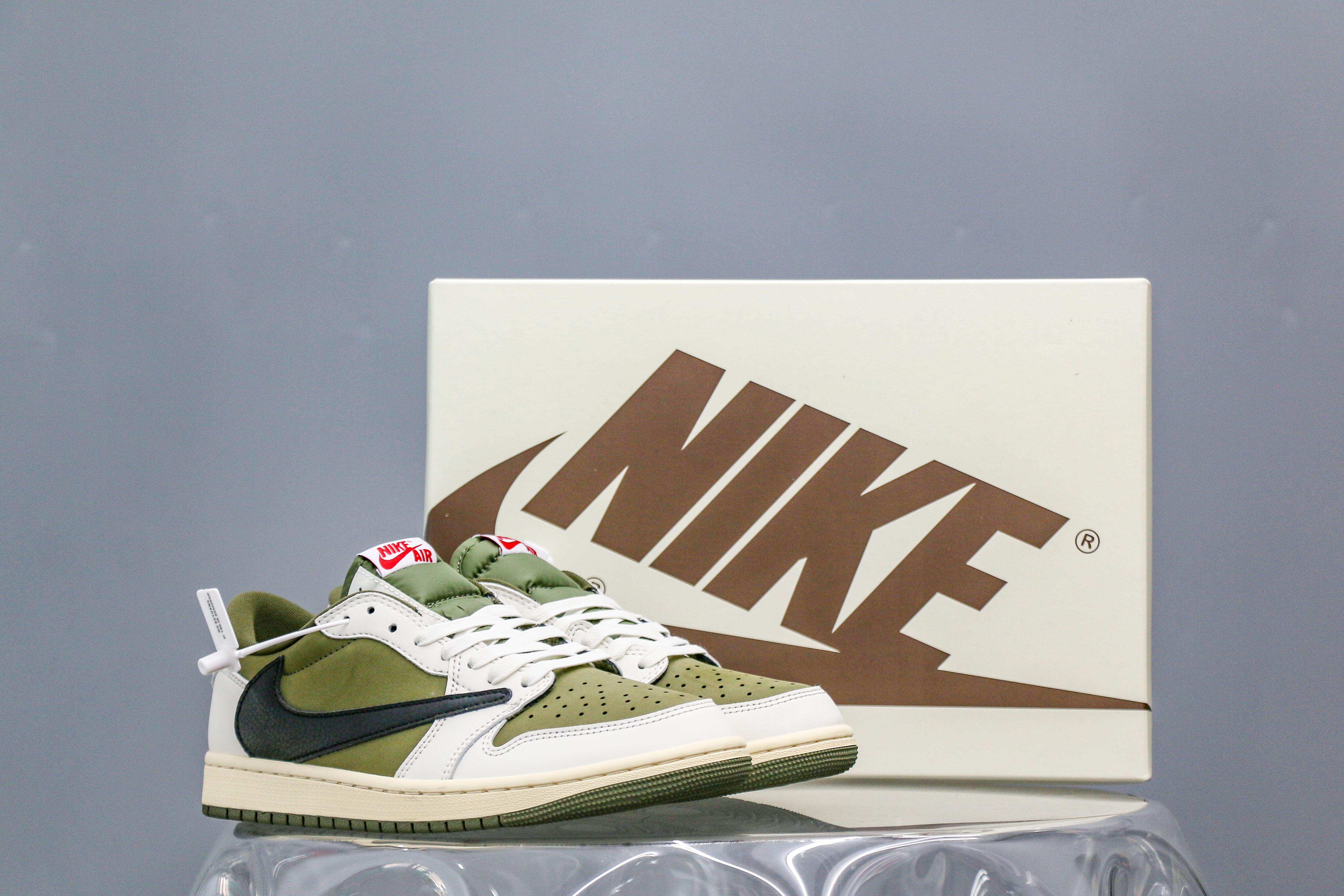 Travis Scott x Air Jordan 1 ‘ Medium Olive’ (A2 Batch)