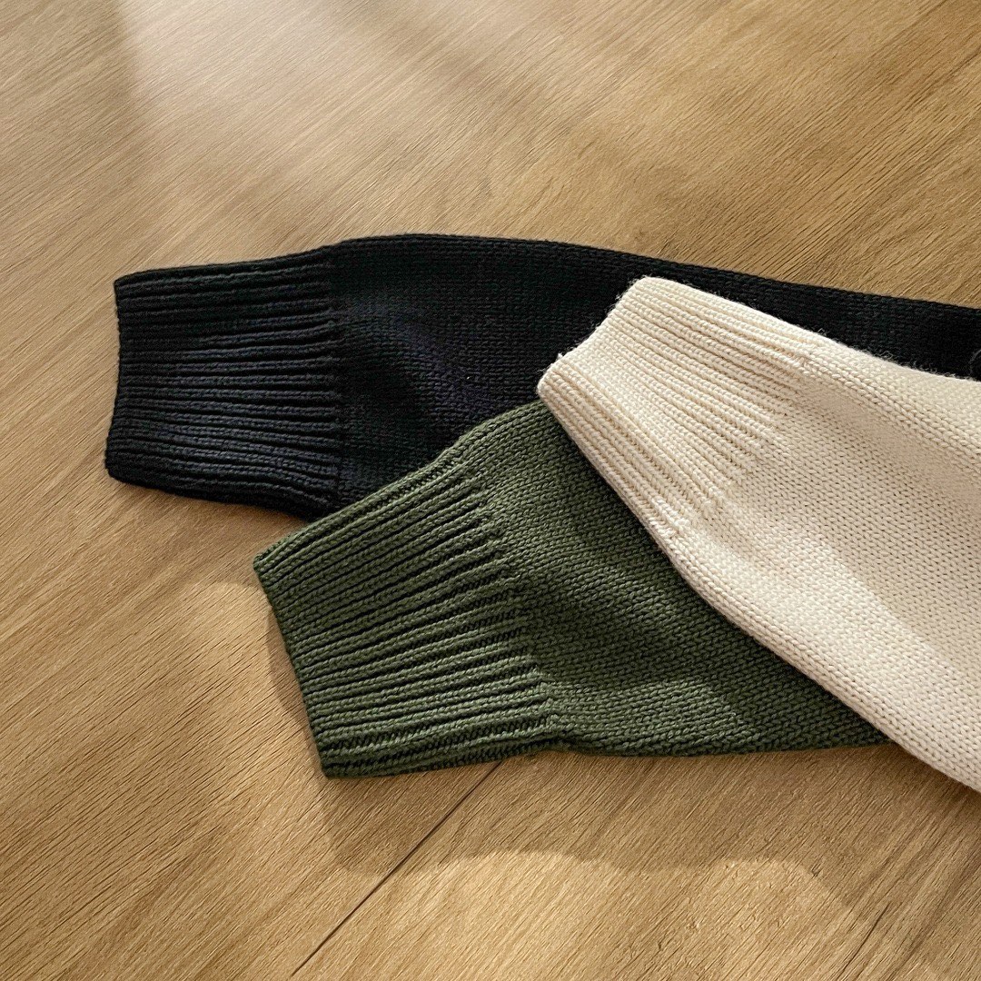 Stussy S curly mosquito coil knit sweater