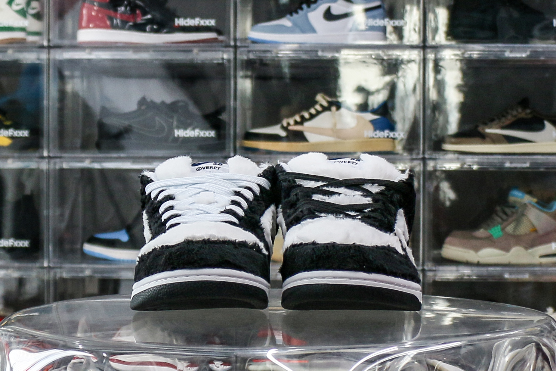 Nike SB Dunk Low Verdy Vick (Friends and Family)