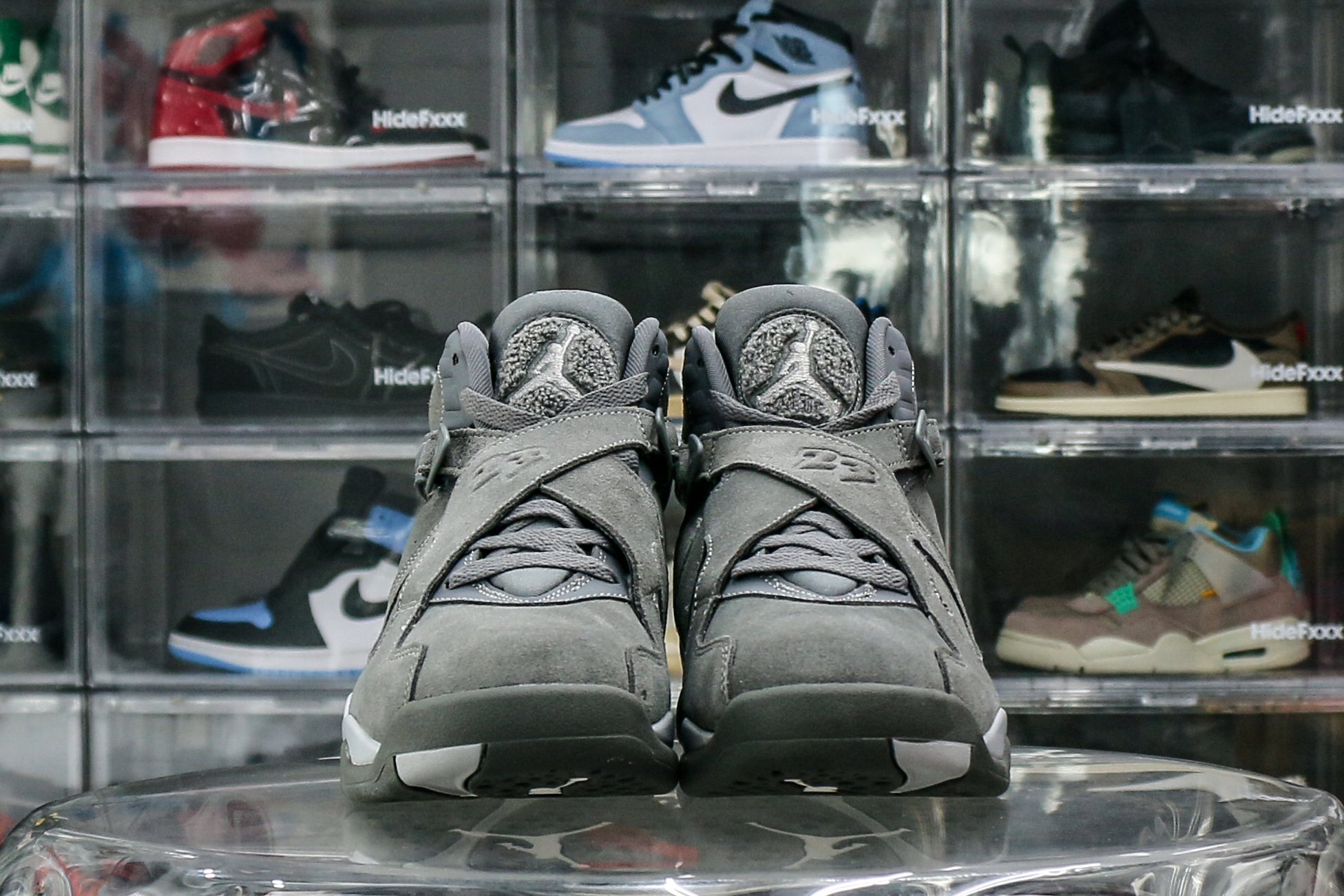 Jordan 8 Retro Cool Grey