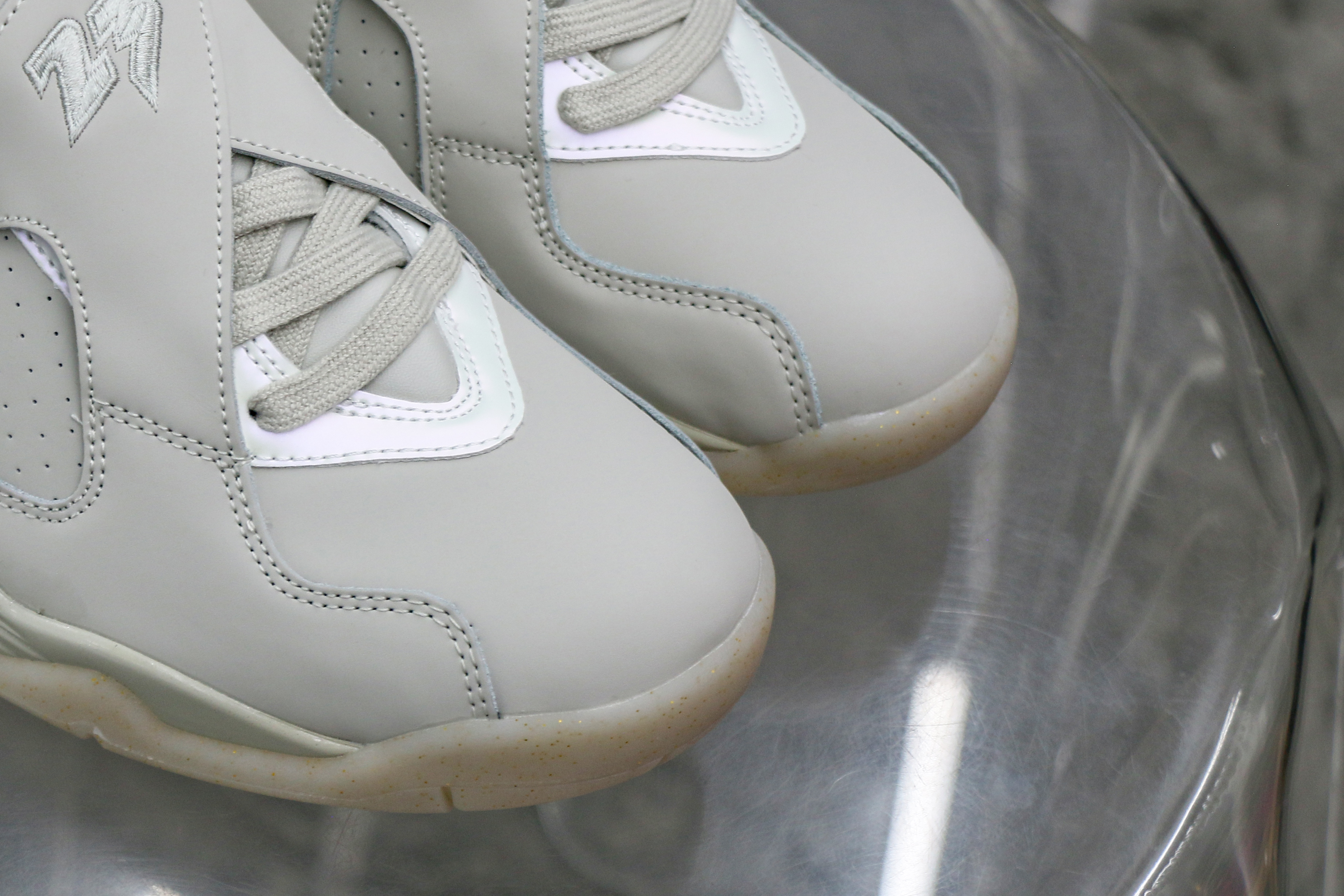 Jordan 8 Retro Champagne