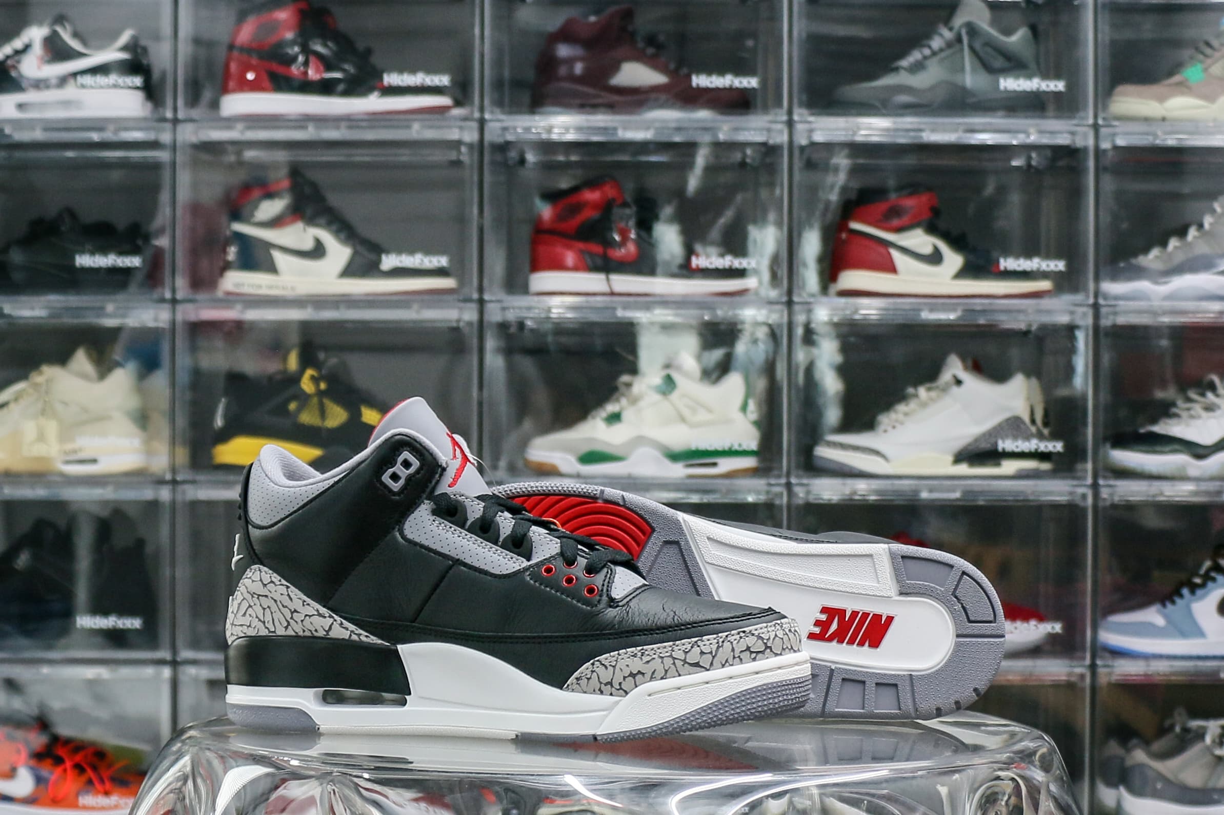 Air Jordan 3 Retro Black Cement Reimagined 2024 (Ln5 A1)