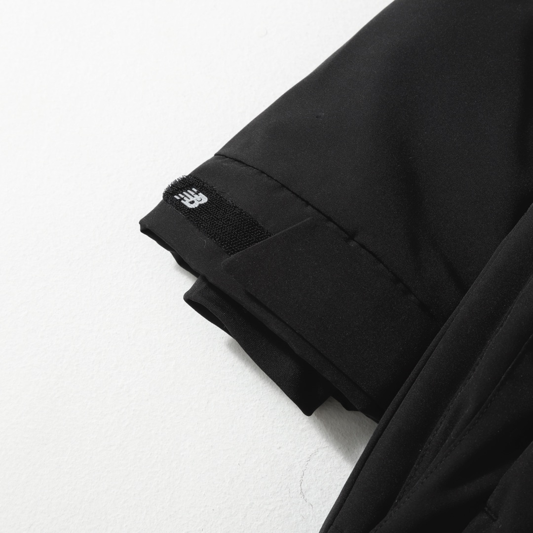 New Balance Solid-color Fur-trimmed Mid-length Hooded Down Jacket