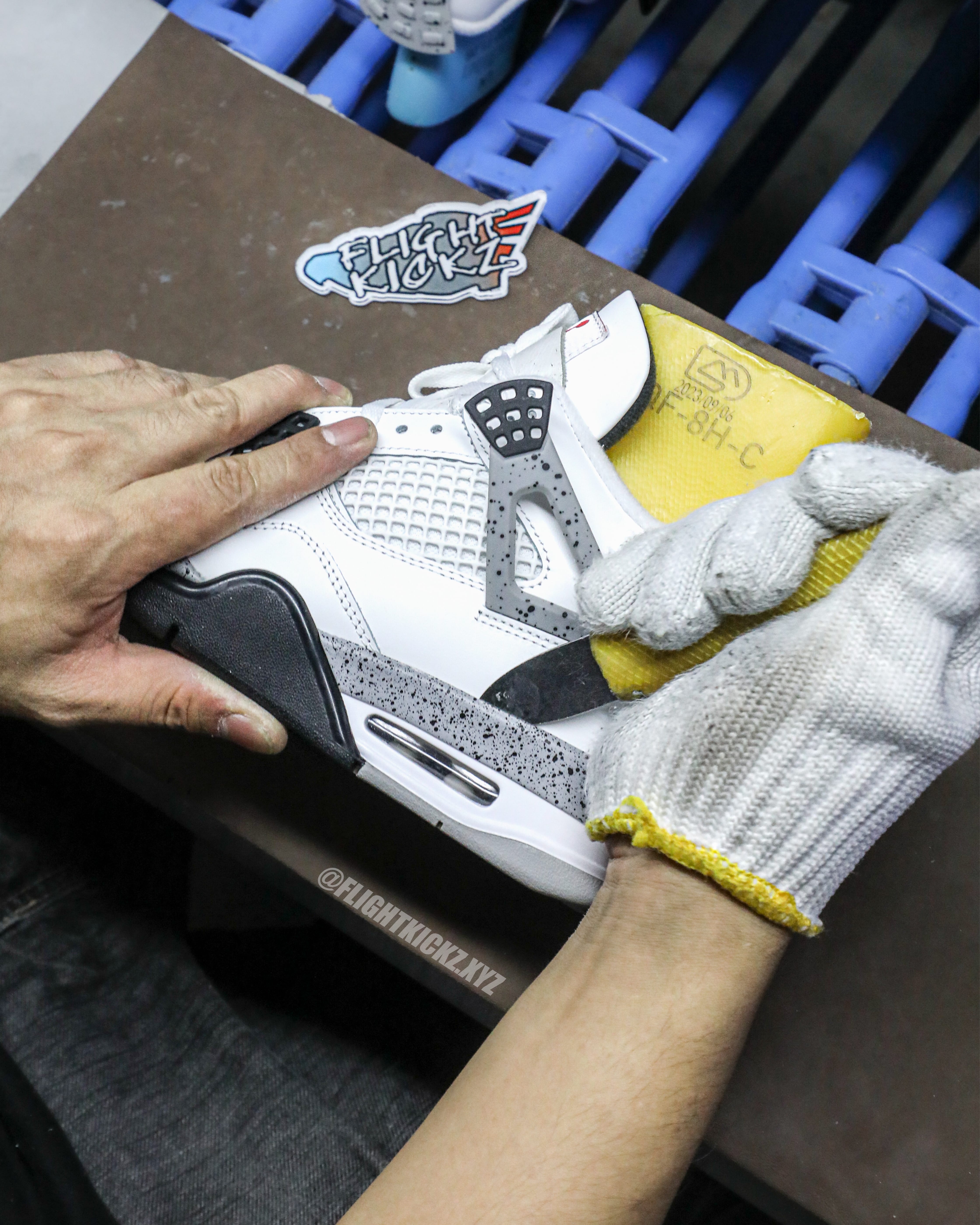 Air Jordan 4 Retro OG ‘White Cement’ 2025 (Ln5 A1)