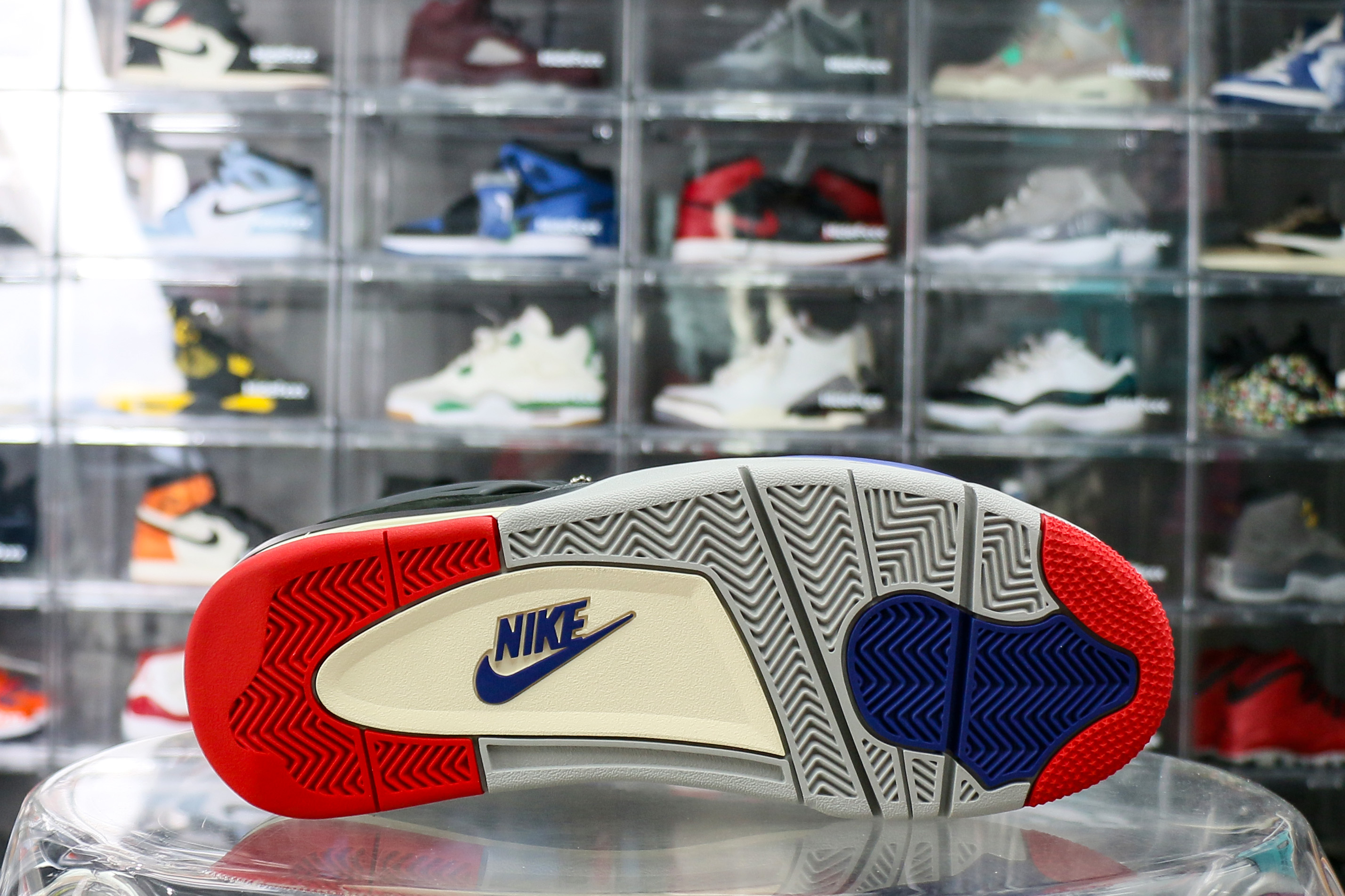 Air Jordan 4 ‘Rare Air’ 2025 (Ln5 A1)