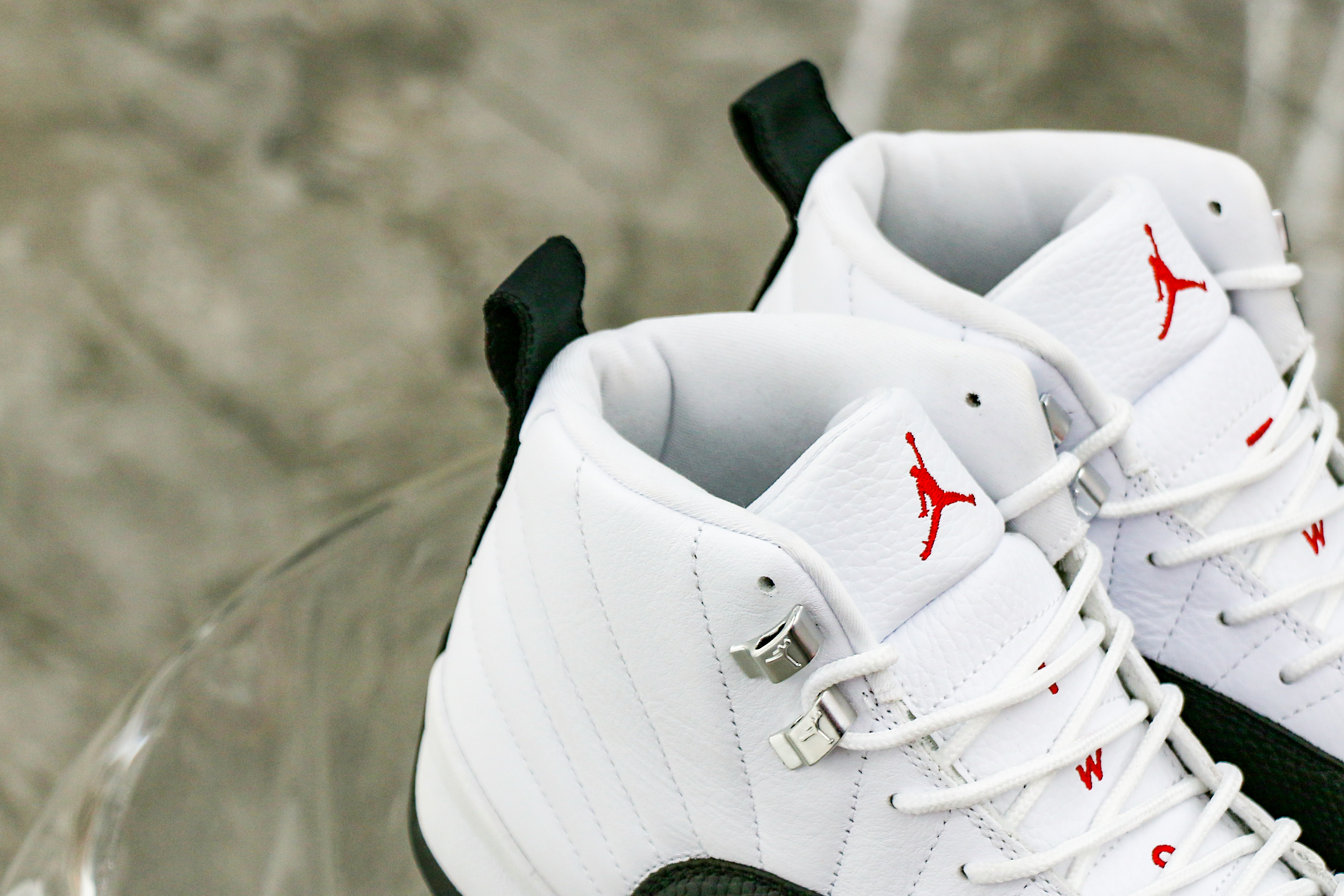 Jordan 12 Retro Taxi Flip 2024