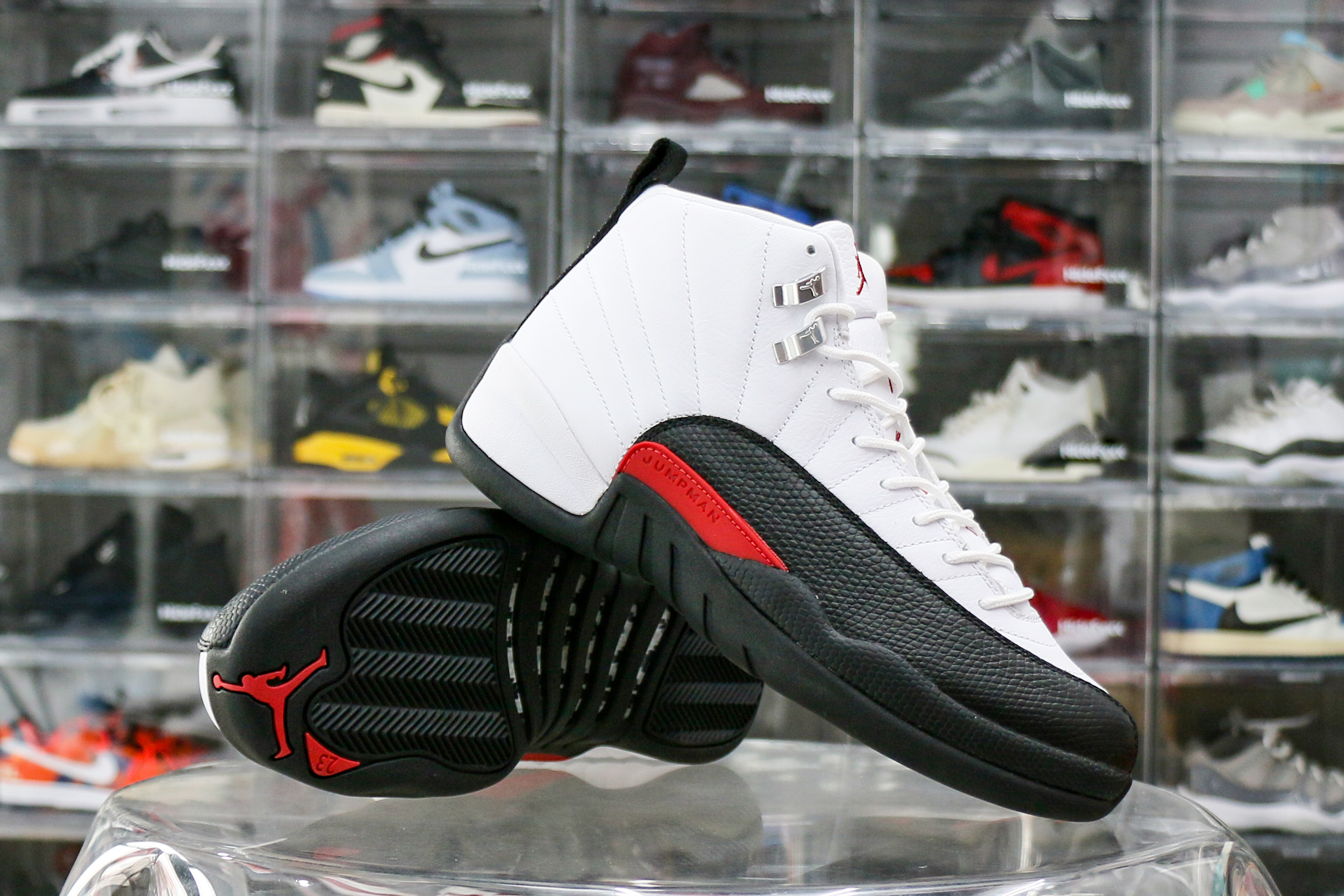 Jordan 12 Retro Taxi Flip 2024
