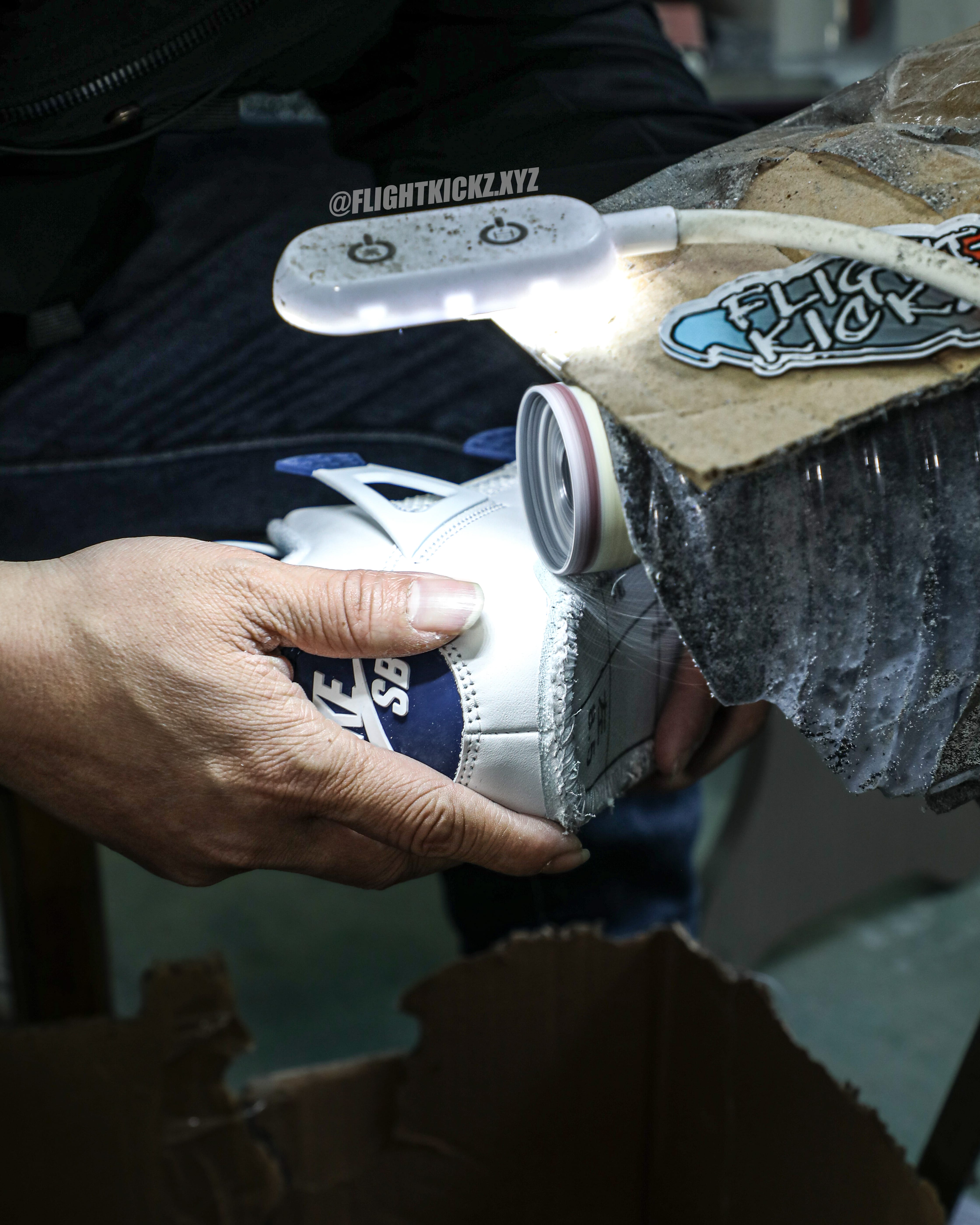 Nike SB x Air Jordan 4 “Navy Blue” 2025 (LN5 A1 Batch)