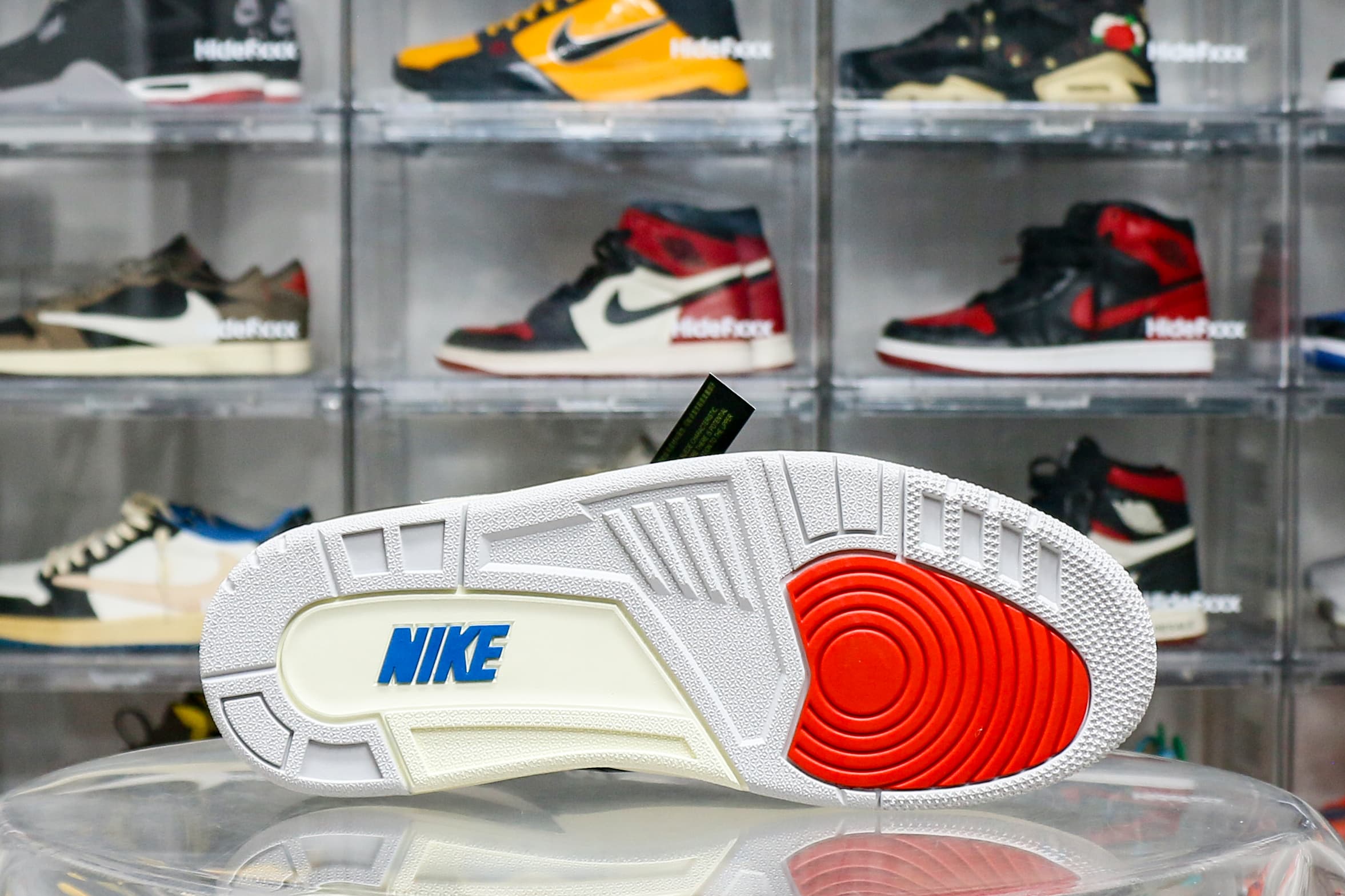 Air Jordan 3 Retro OG Rare Air 2025 (Ln5 A1)