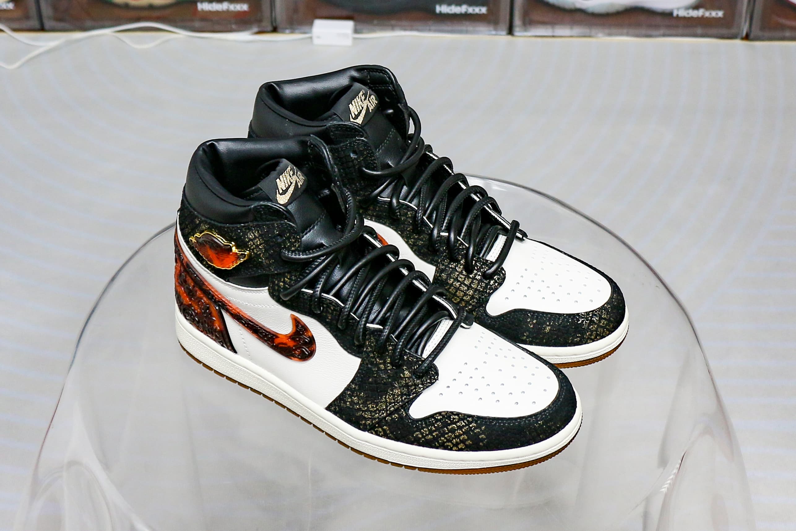 Jordan 1 Retro High OG Xuanwu Year of the Snake(Ln5 A1)