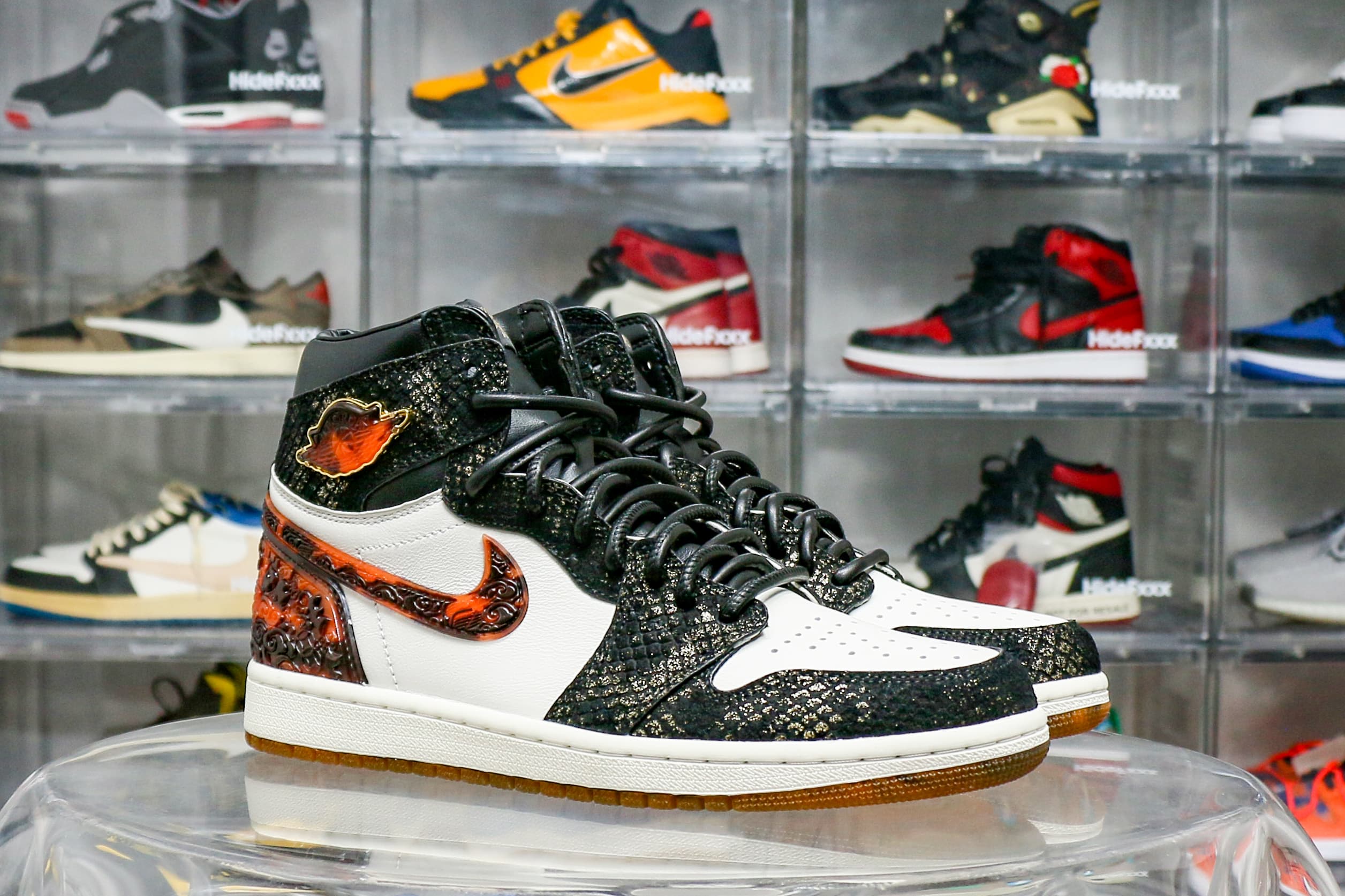 Jordan 1 Retro High OG Xuanwu Year of the Snake(Ln5 A1)