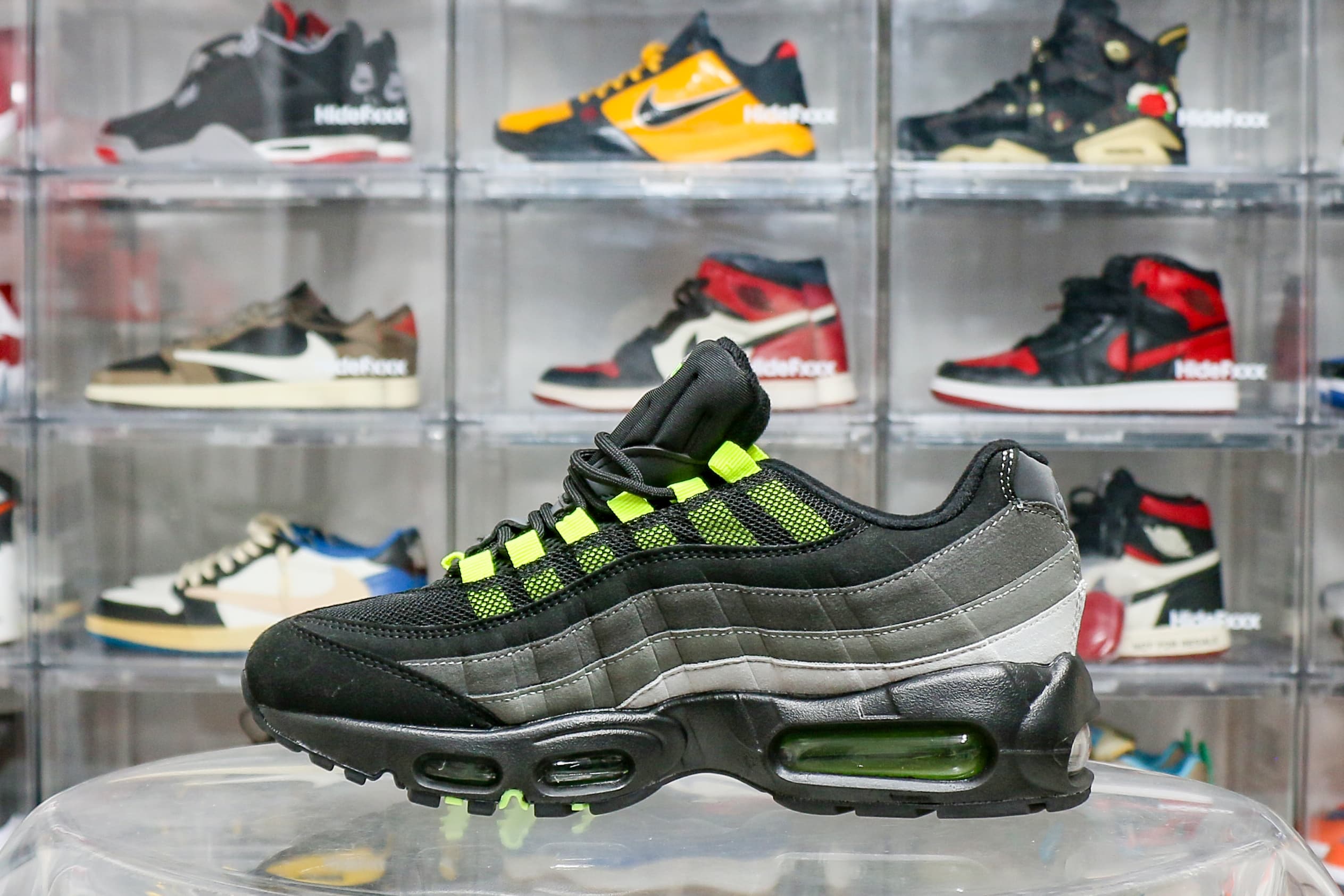 Nike Air Max 95 Black Neon