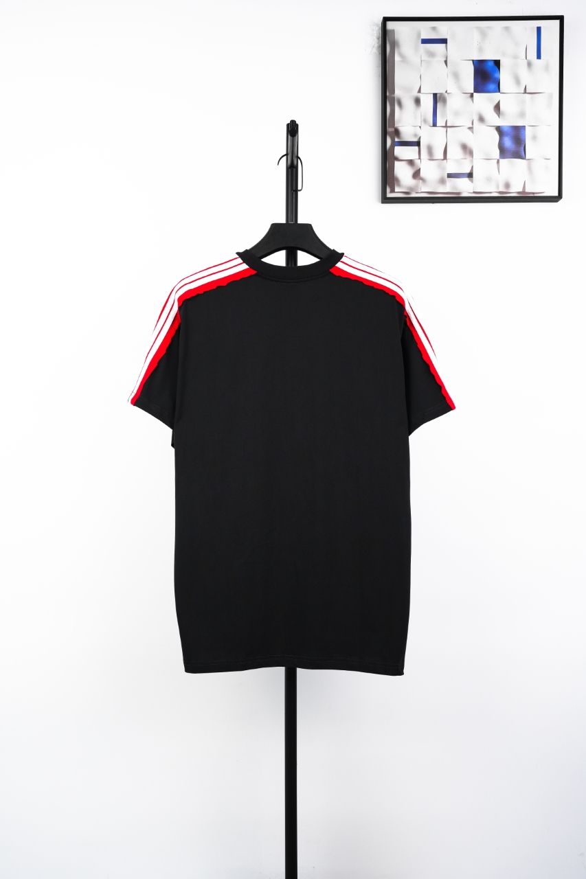 Balanciag@ Unity Sports Icon T-Shirt Oversized in faded black and white Tee