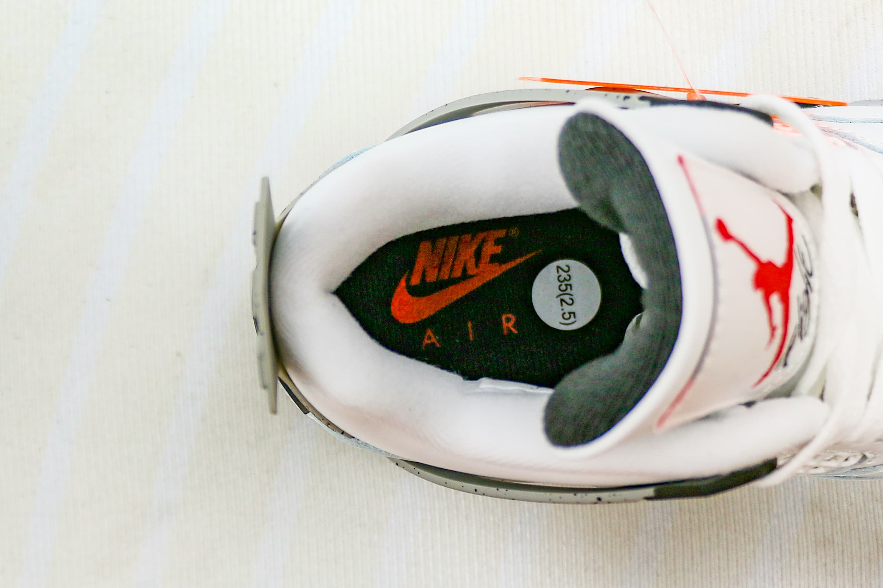 Air Jordan 4 Retro OG ‘White Cement’ 2025 (Ln5 A1)