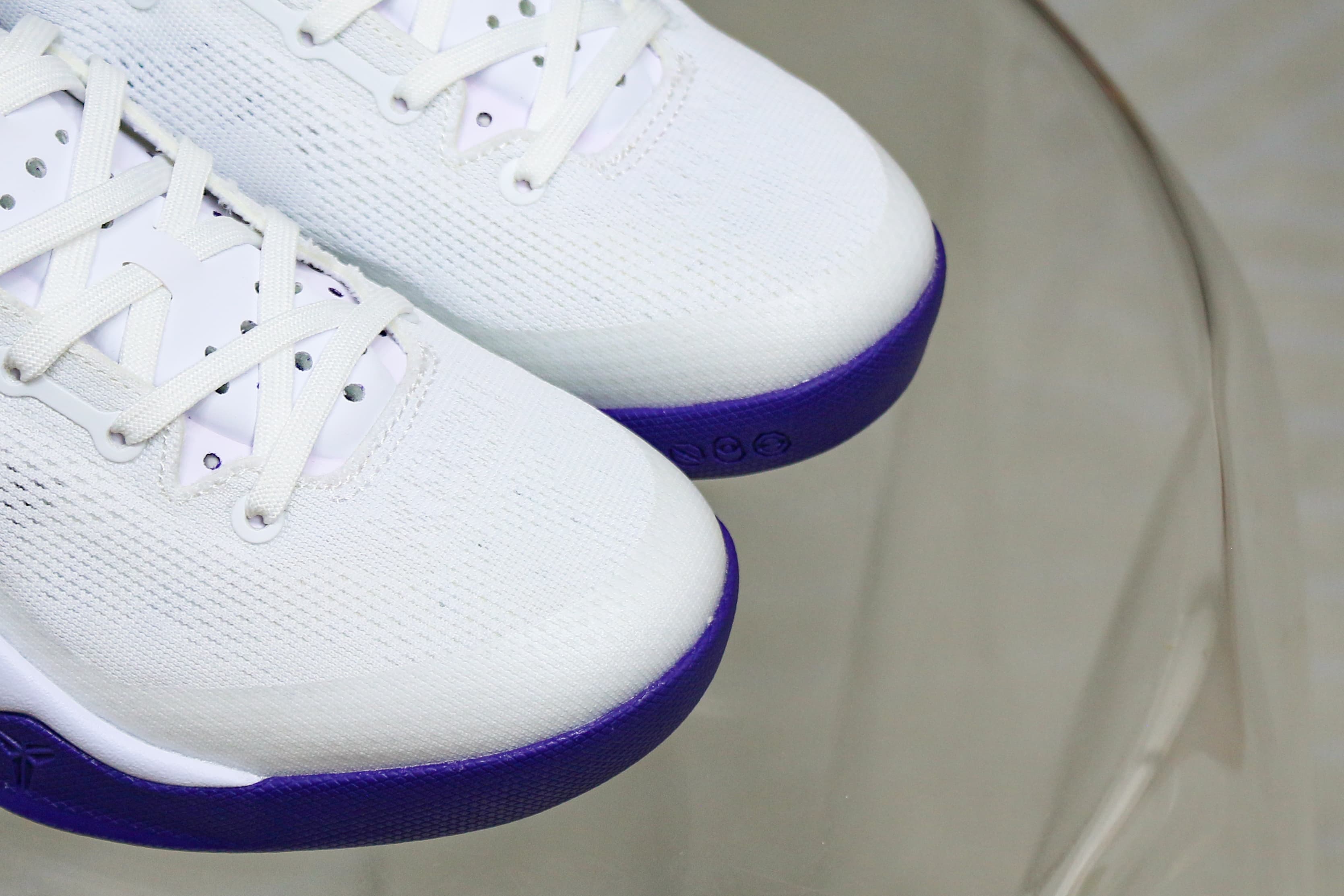 Nike Kobe 8 Protro “LSU White” PE (Ln5 A1)