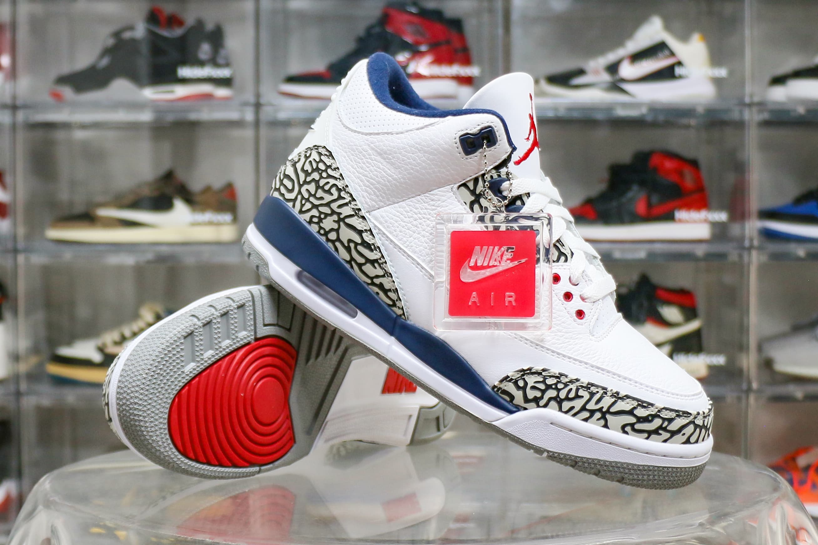 Air Jordan 3 Retro OG True Blue 2016