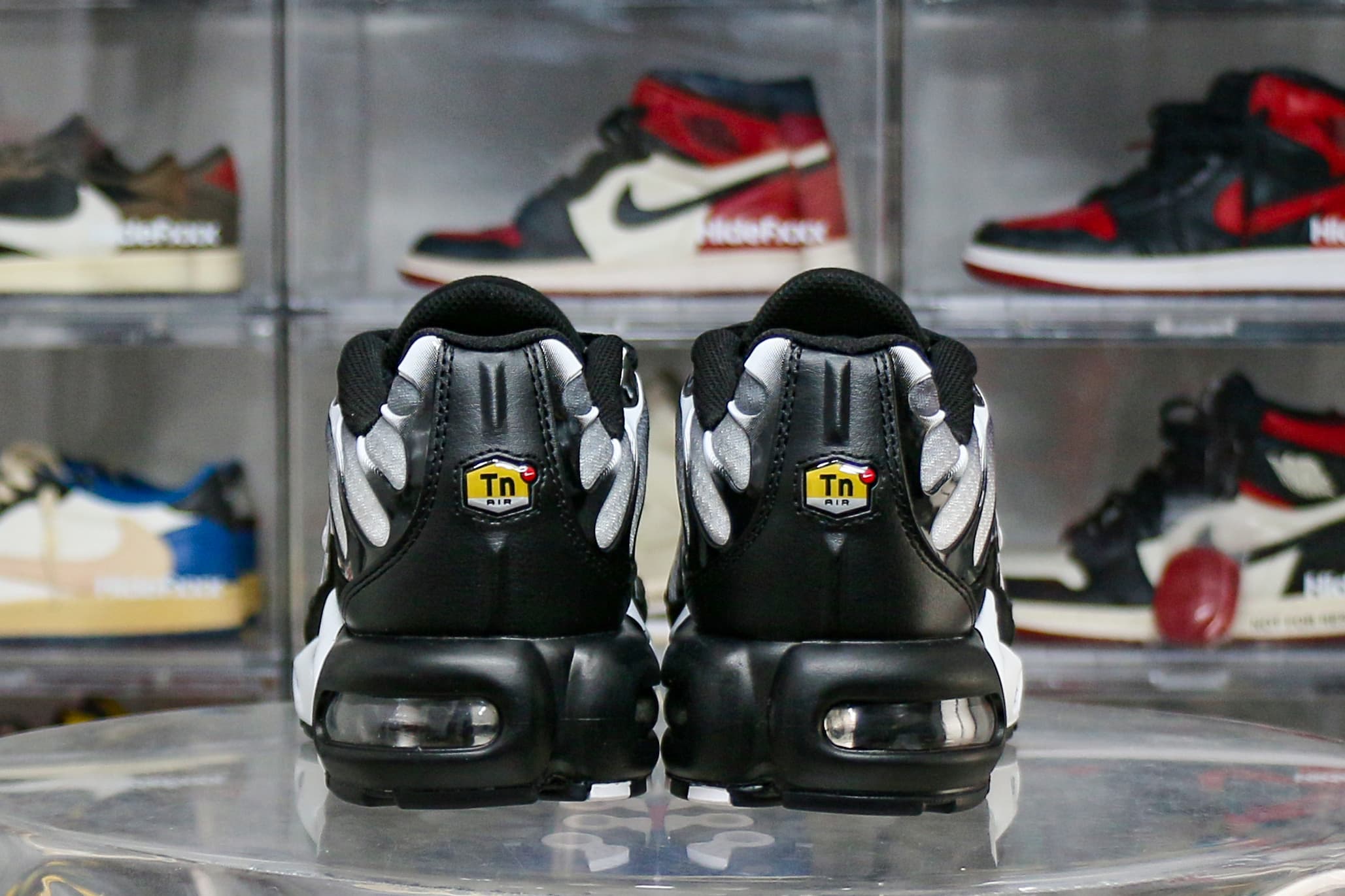 Nike Air Max Plus Black Silver White