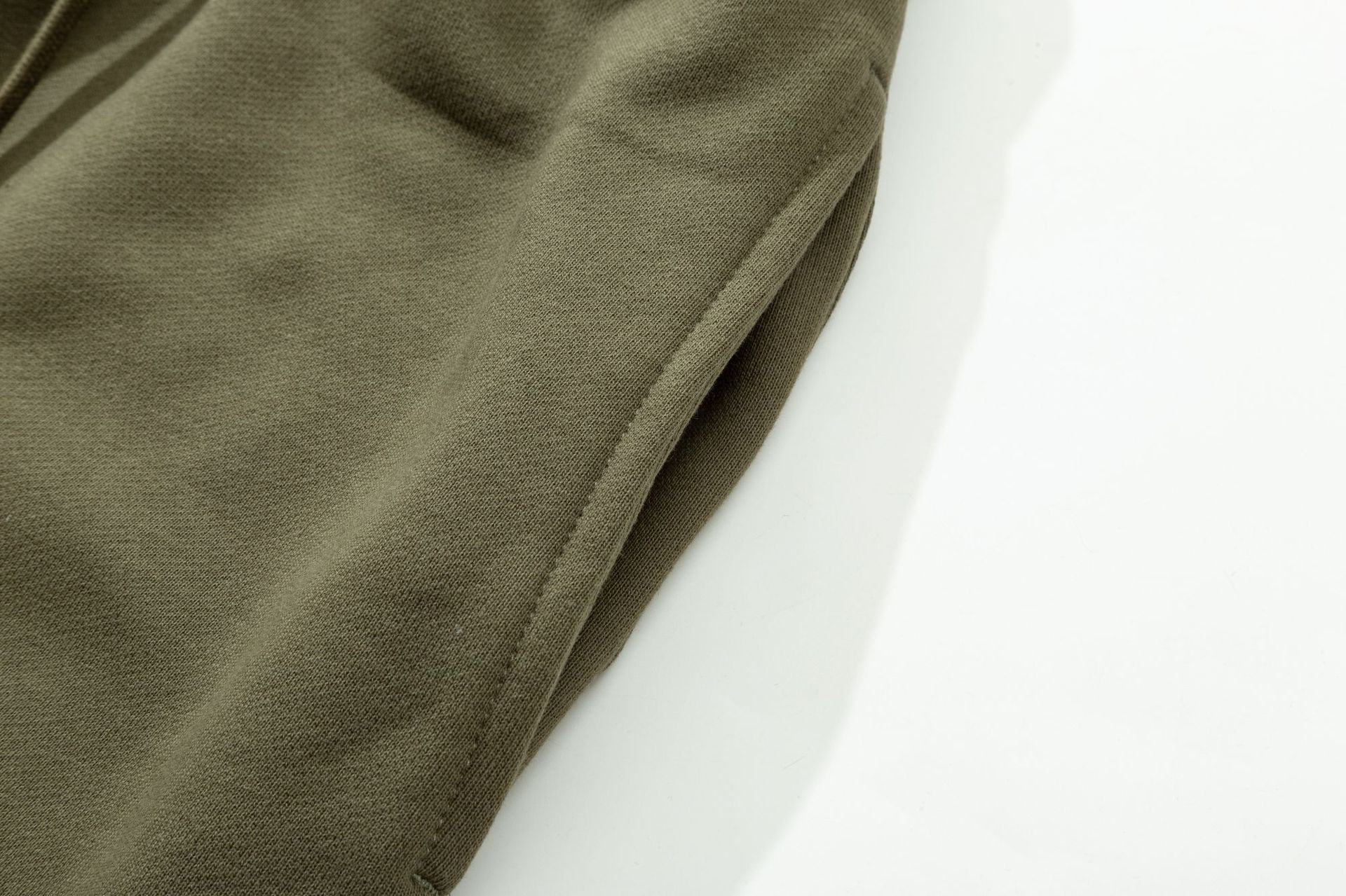 FOG Essentials 2025 Flocked Arch Letter Casual Loose Shorts